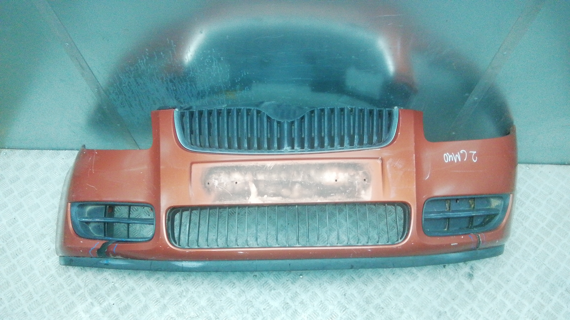 Бампер передний Skoda Fabia 2