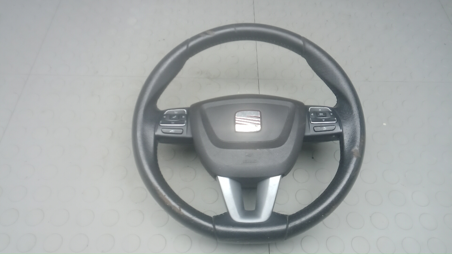 Руль Seat Alhambra 7N