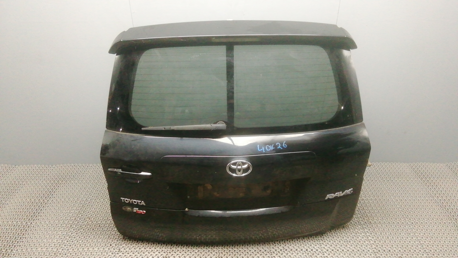Дверь 3-5 Toyota RAV4 XA30