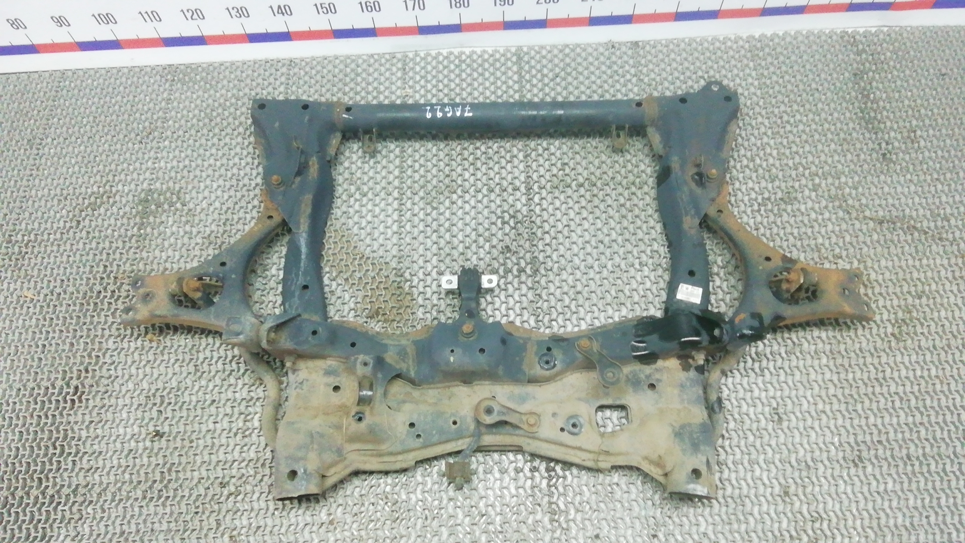 Балка подвески передняя Honda Civic 8