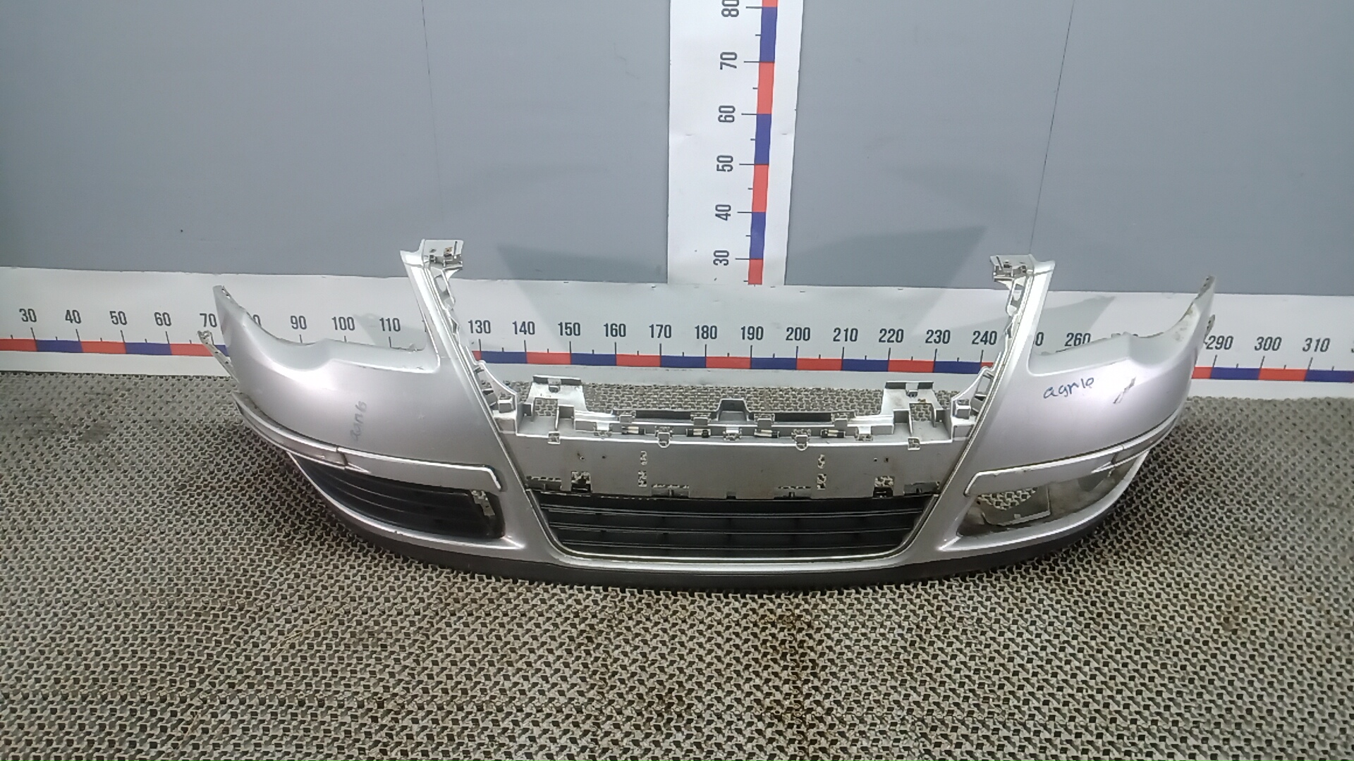 Бампер передний Volkswagen Passat B6