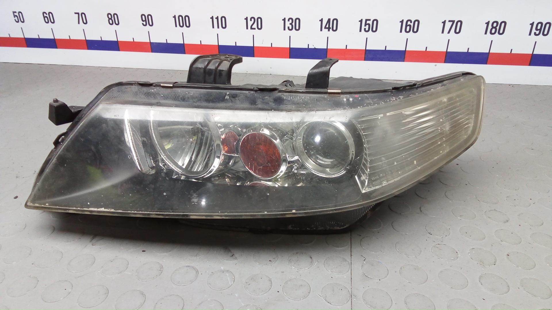 Фара левая Honda Accord 7
