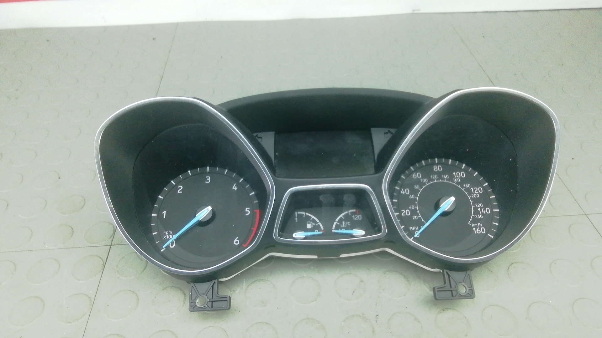 Щиток приборов Ford Kuga 2