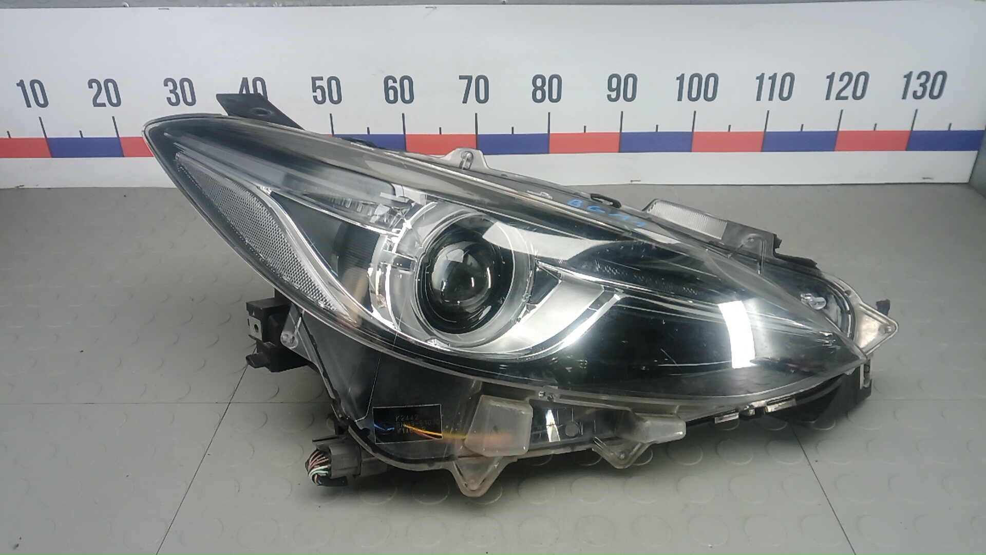 Фара правая Mazda 3 BM