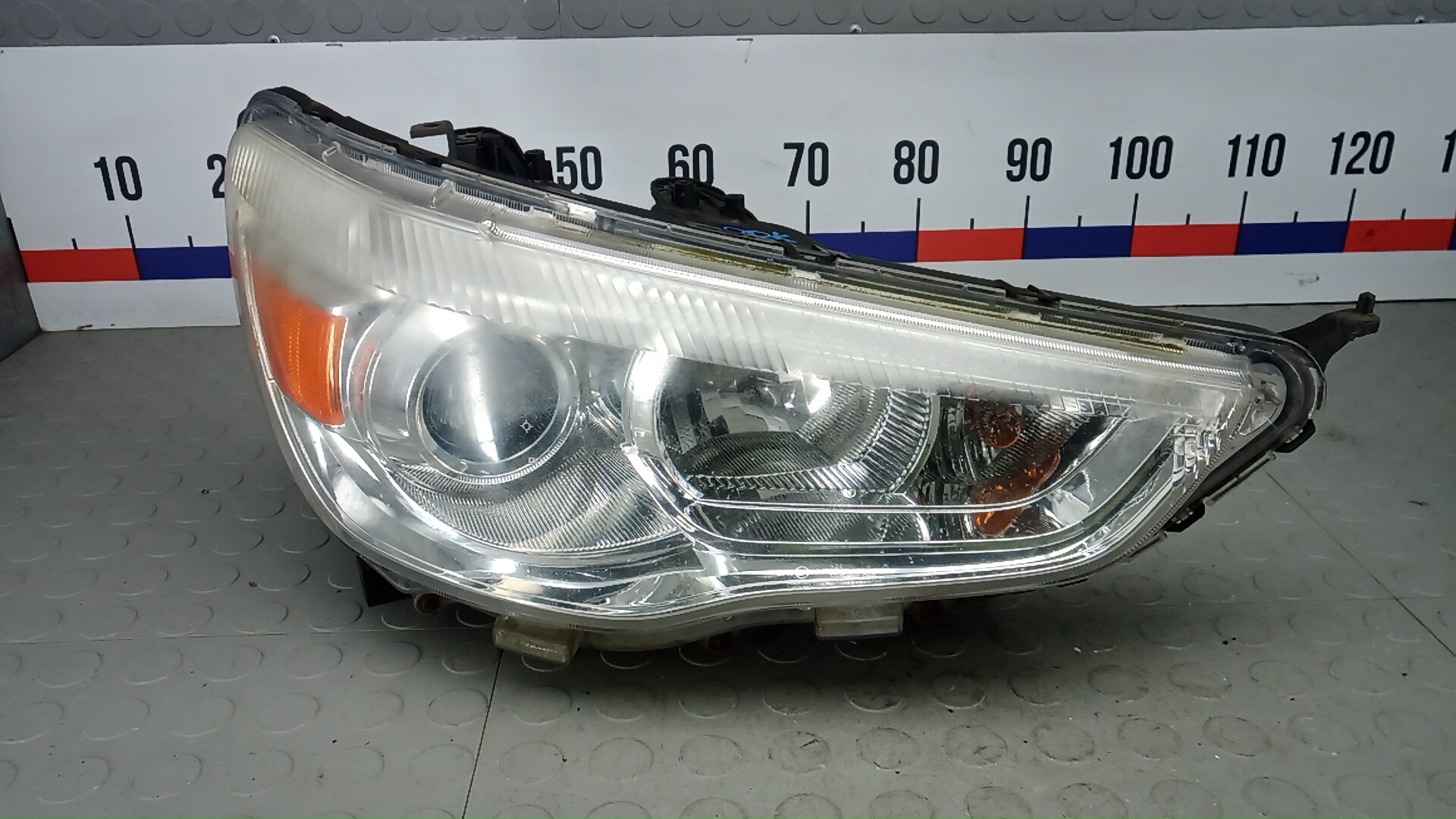 Фара правая Mitsubishi ASX 1