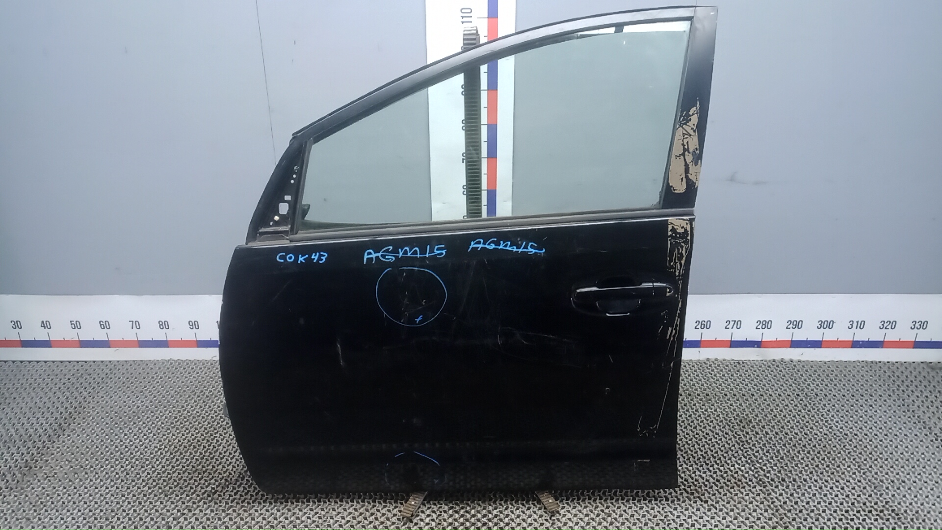 Дверь передняя левая Toyota Prius XW20