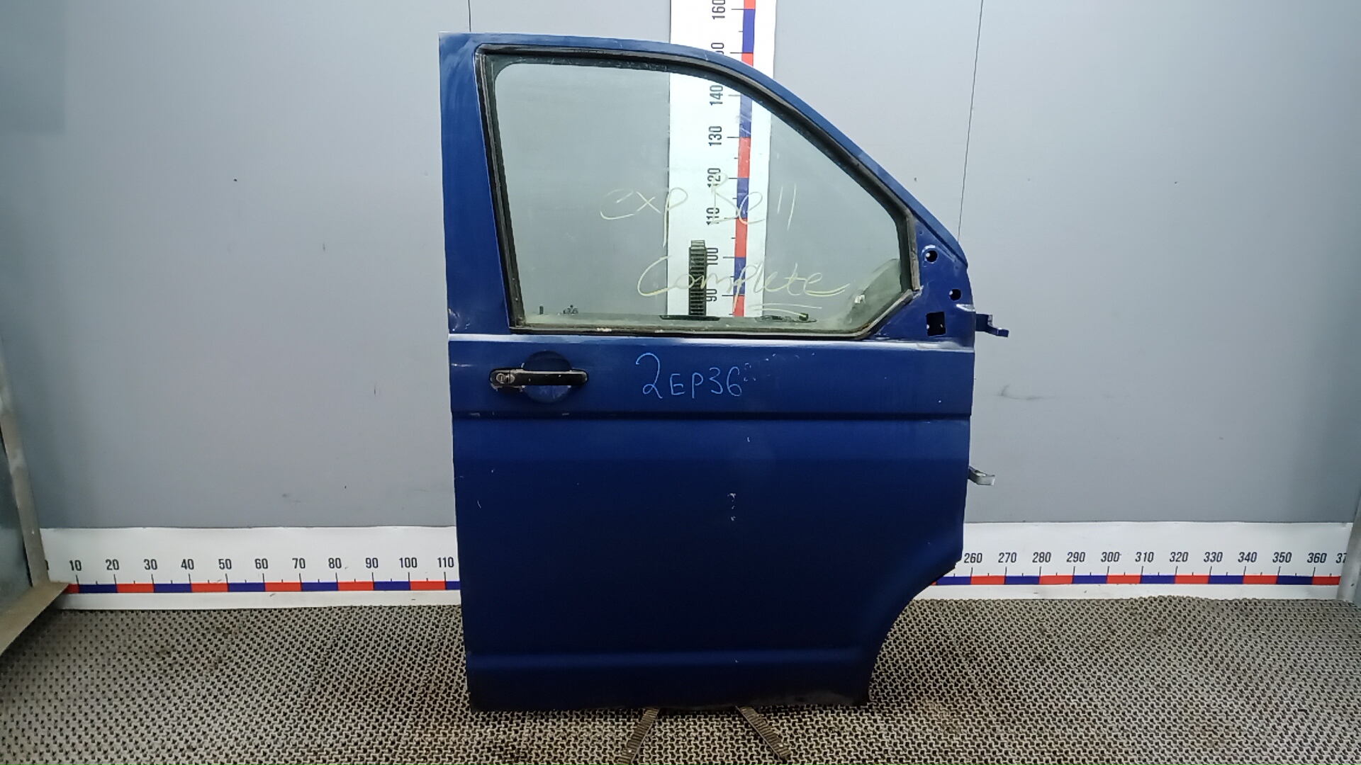 Дверь передняя правая Volkswagen Transporter T5