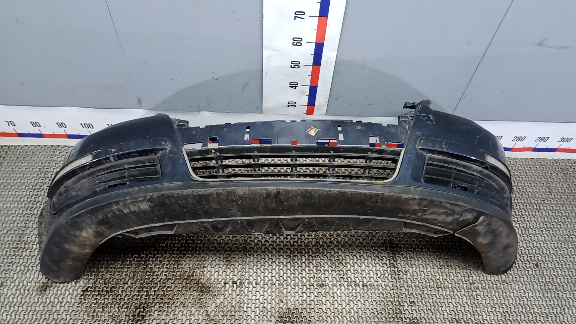 Бампер передний Volkswagen Passat B6