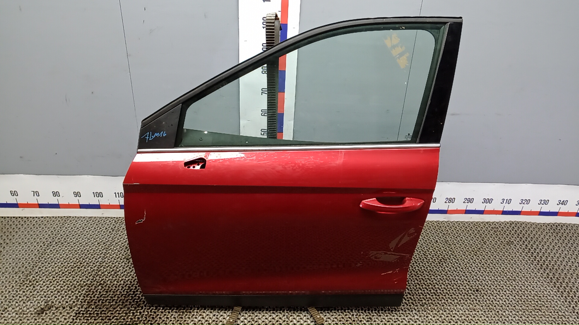 Дверь передняя левая Seat Arona
