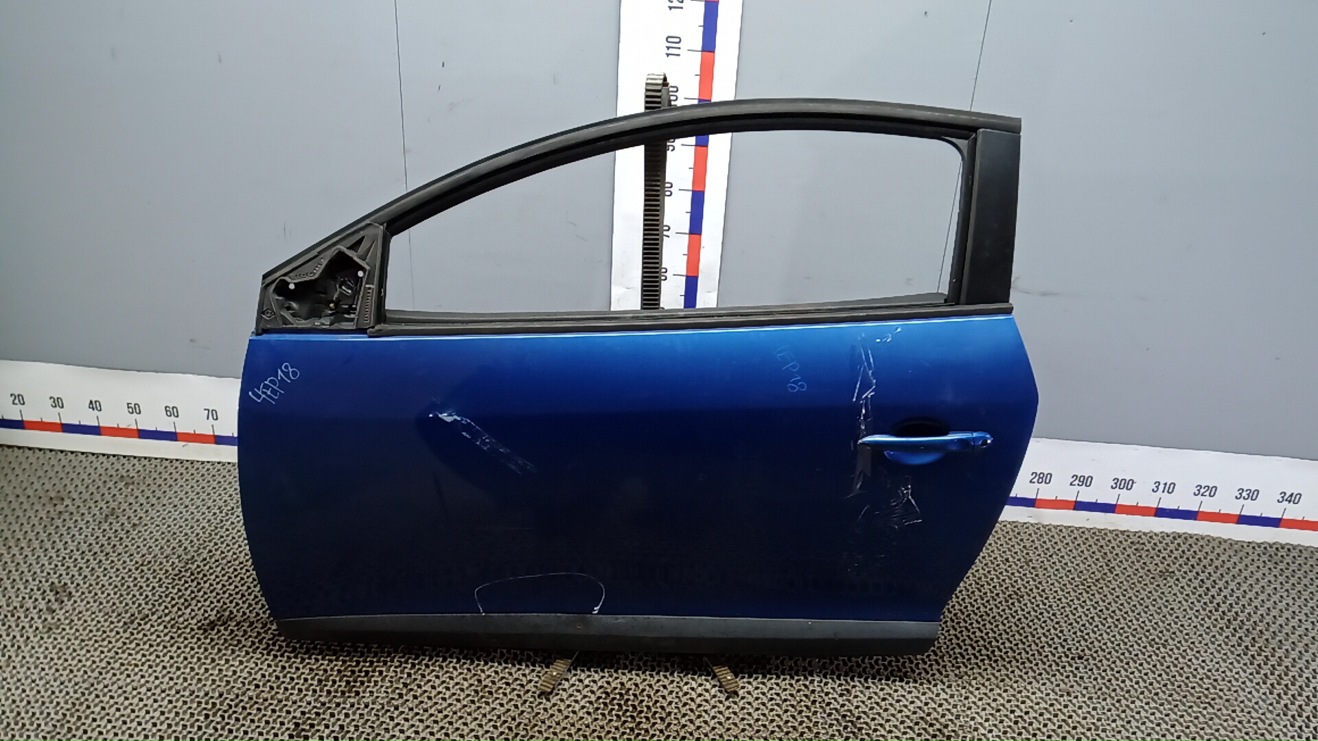 Дверь передняя левая Renault Megane 3