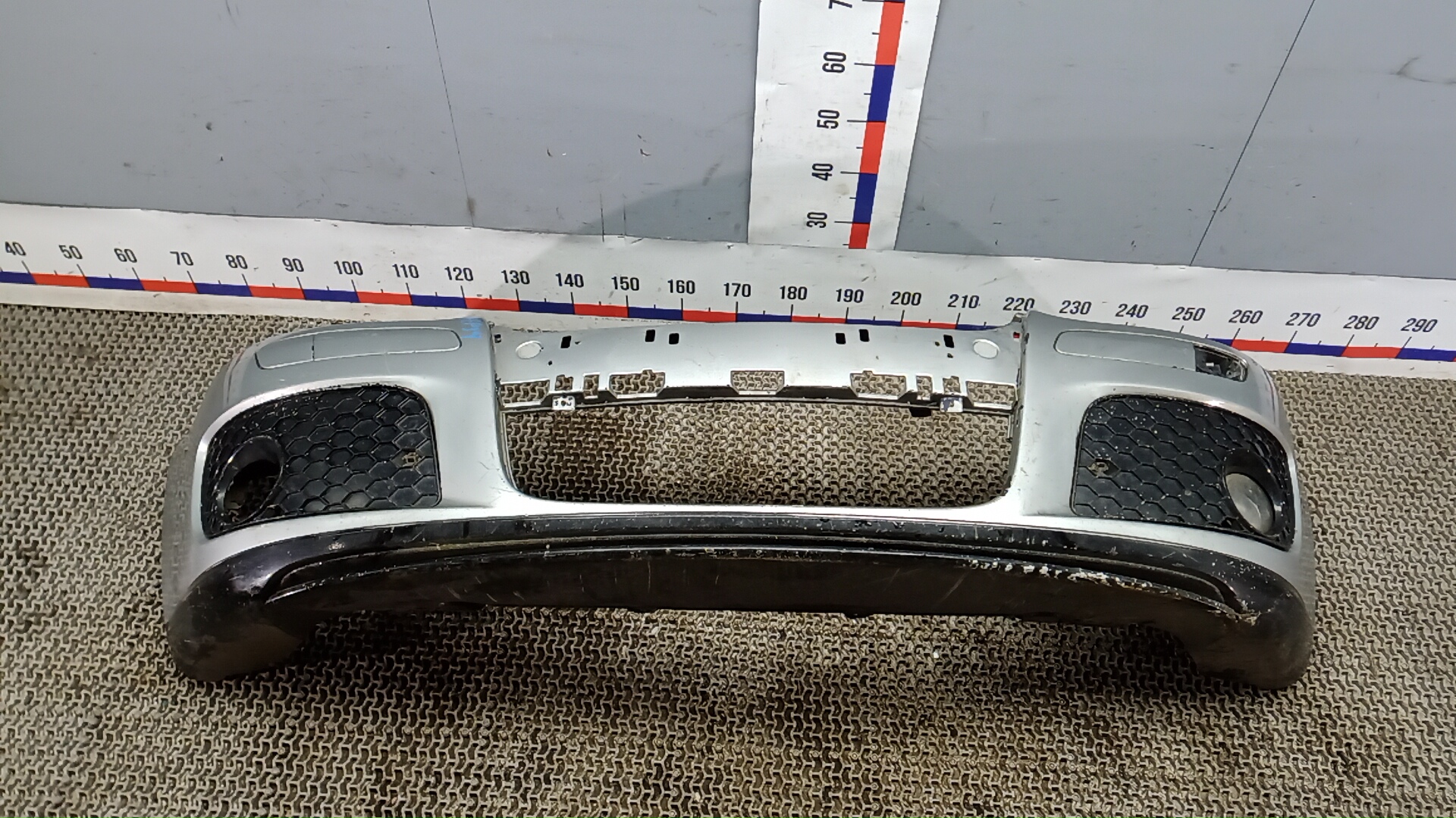 Бампер передний Volkswagen Jetta 5