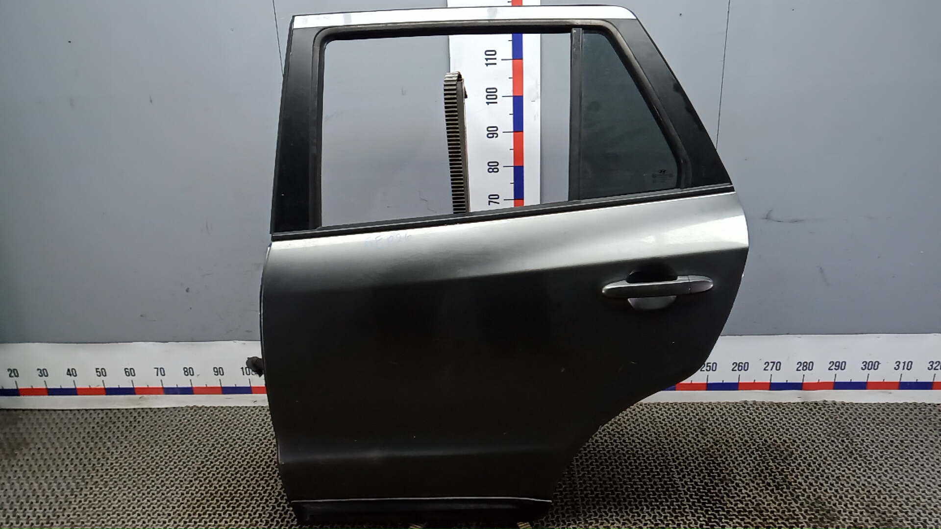 Дверь задняя левая Hyundai Santa Fe 2