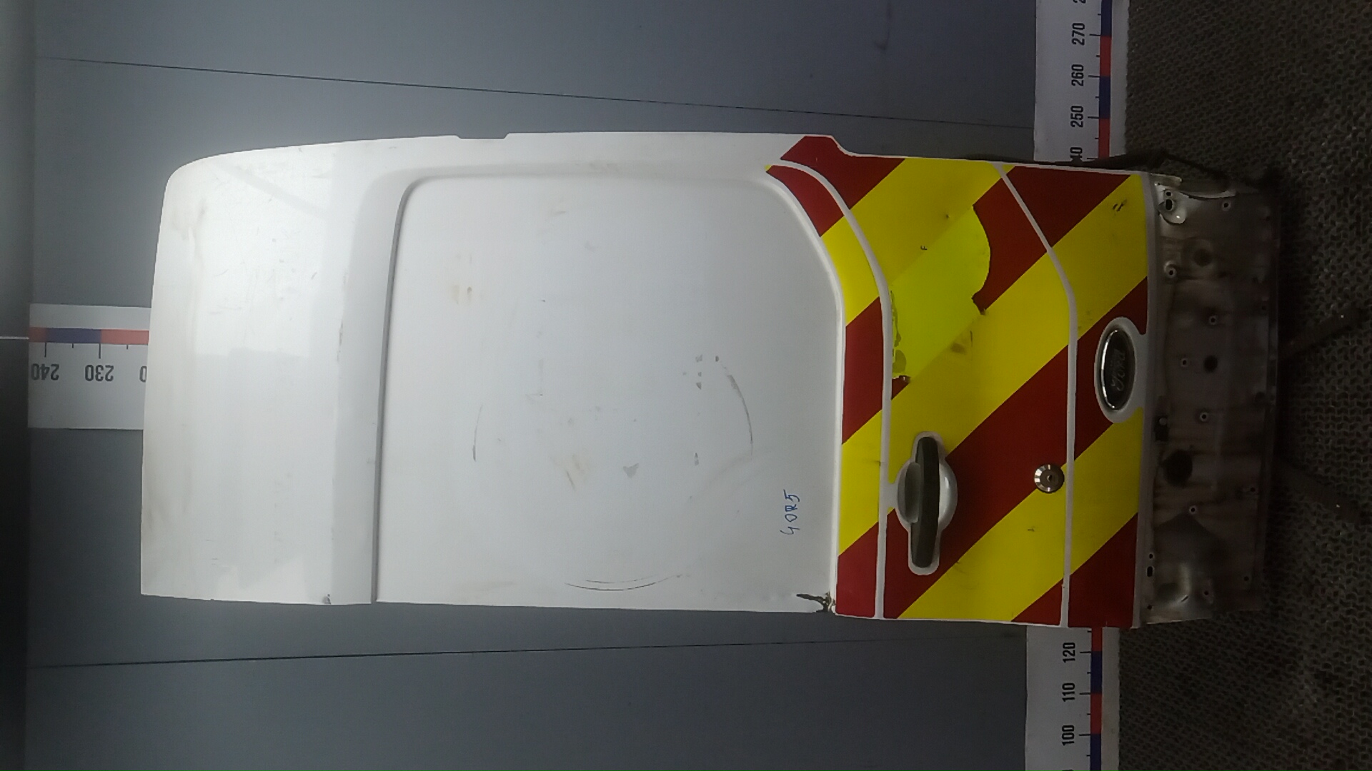 Дверь распашная правая Ford Transit 8