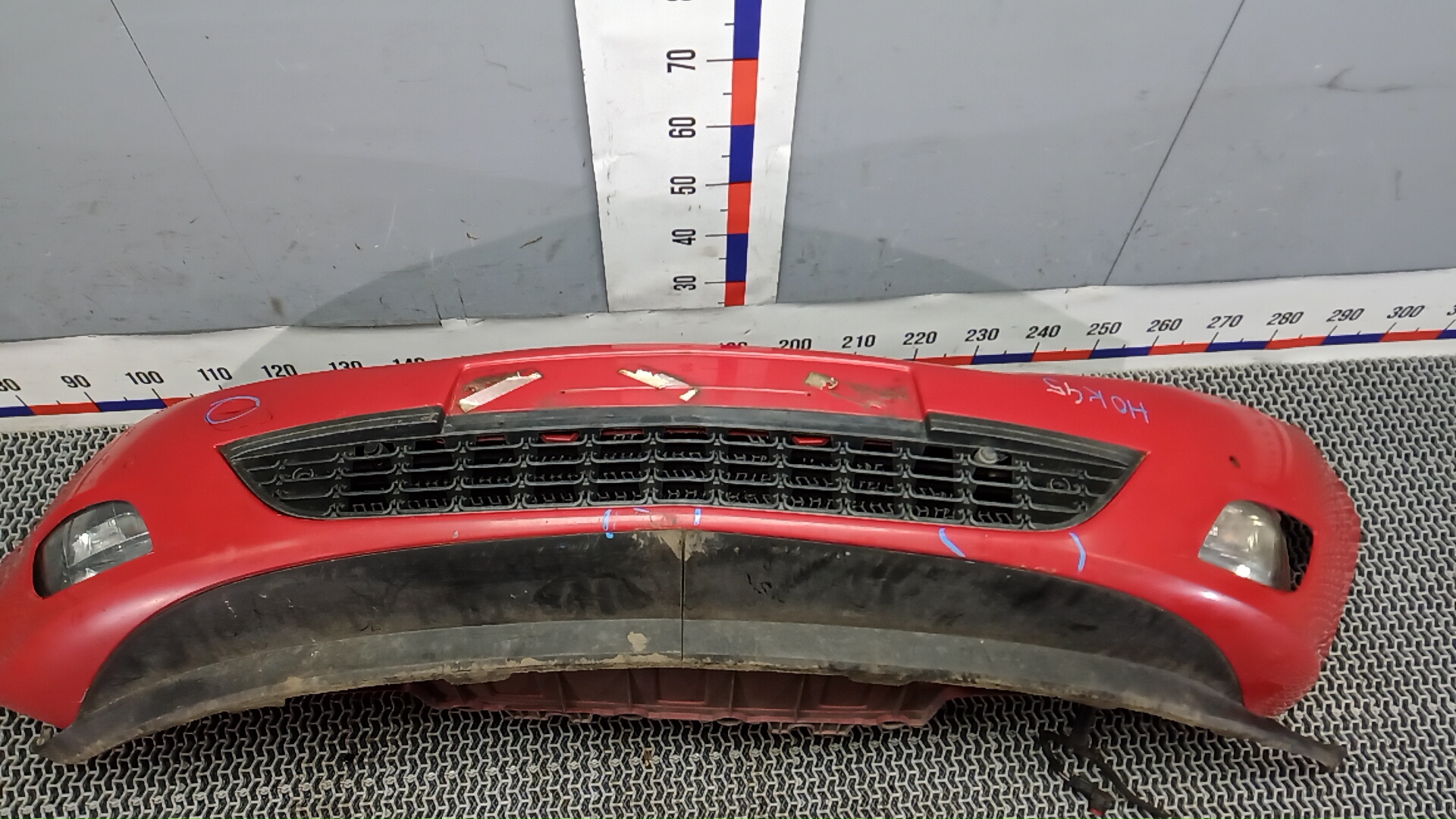 Бампер передний Opel Astra J