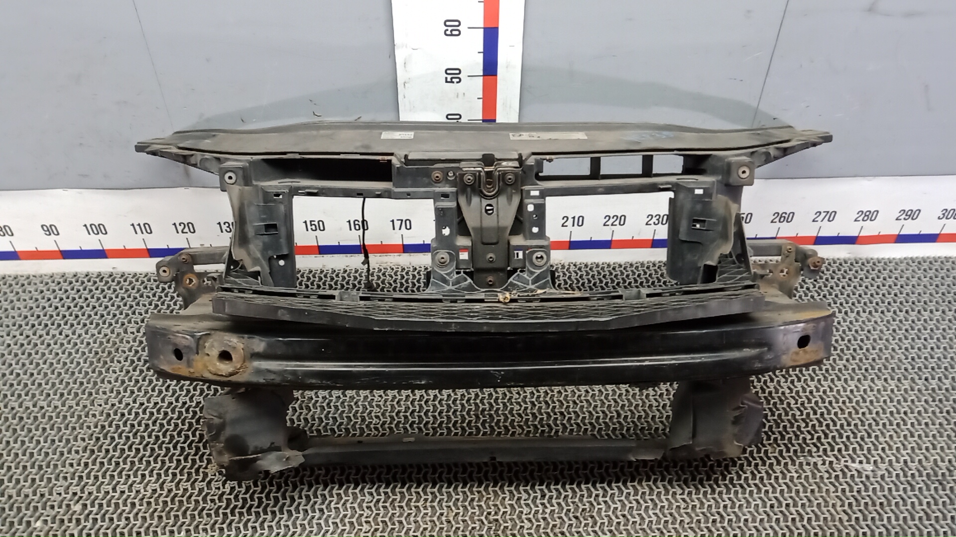 Передняя панель крепления облицовки (телевизор) Volkswagen Passat CC