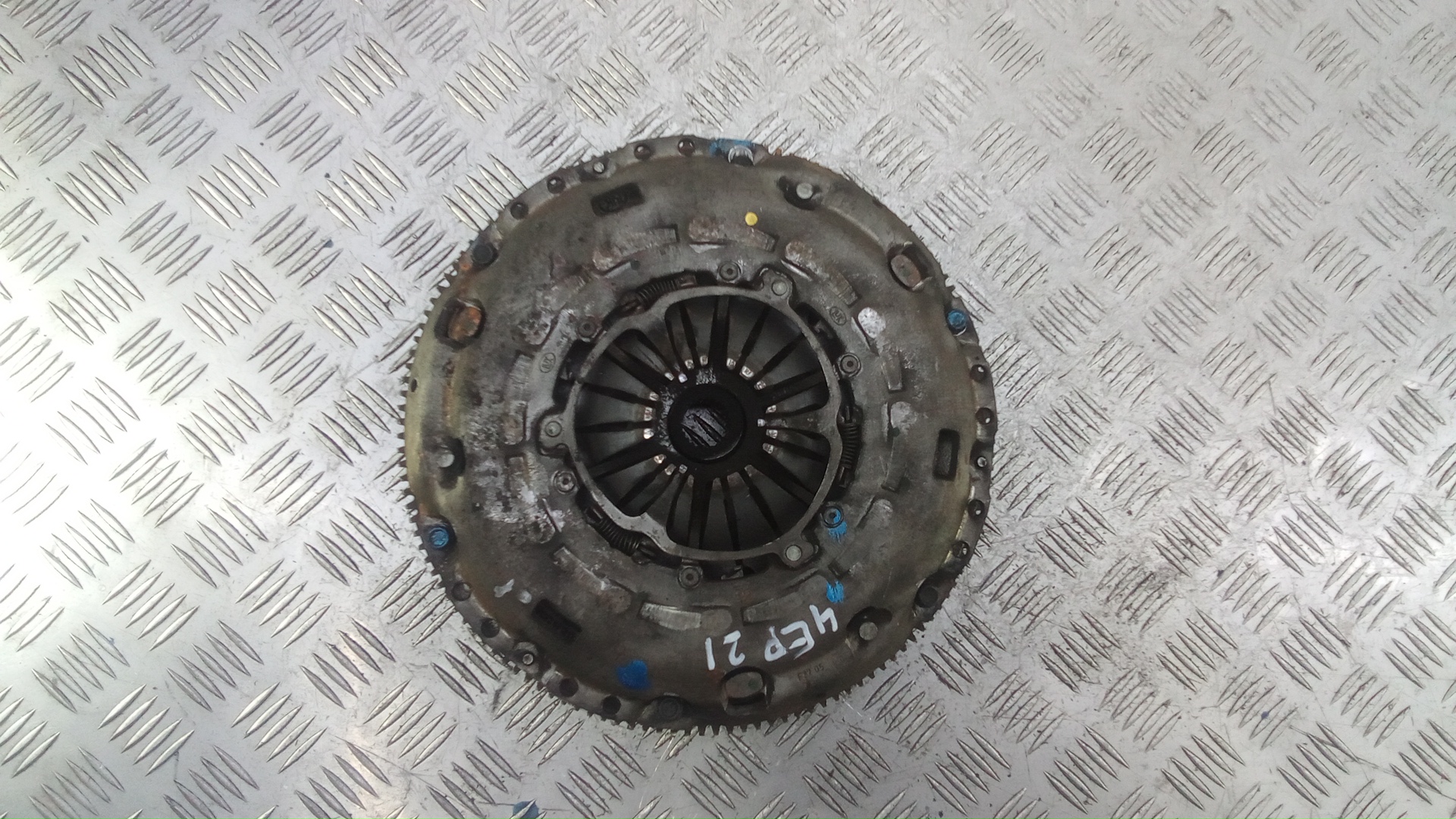 Маховик демпферный дизельный Volkswagen Passat B6