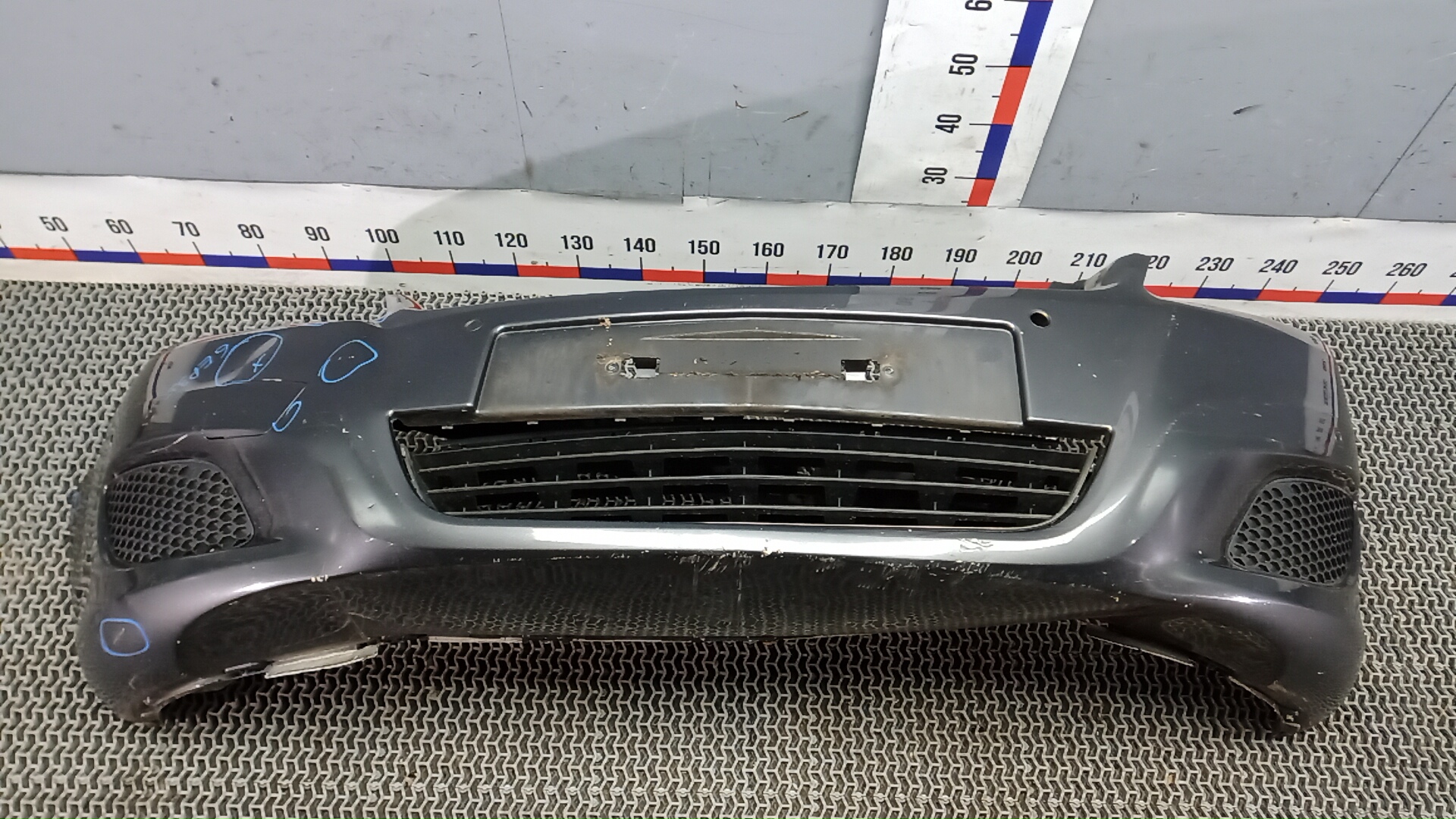 Бампер передний Opel Zafira B