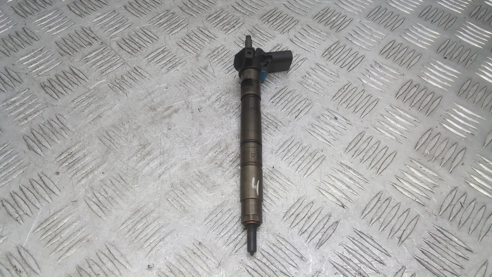 Форсунка дизельная Volkswagen Passat B6