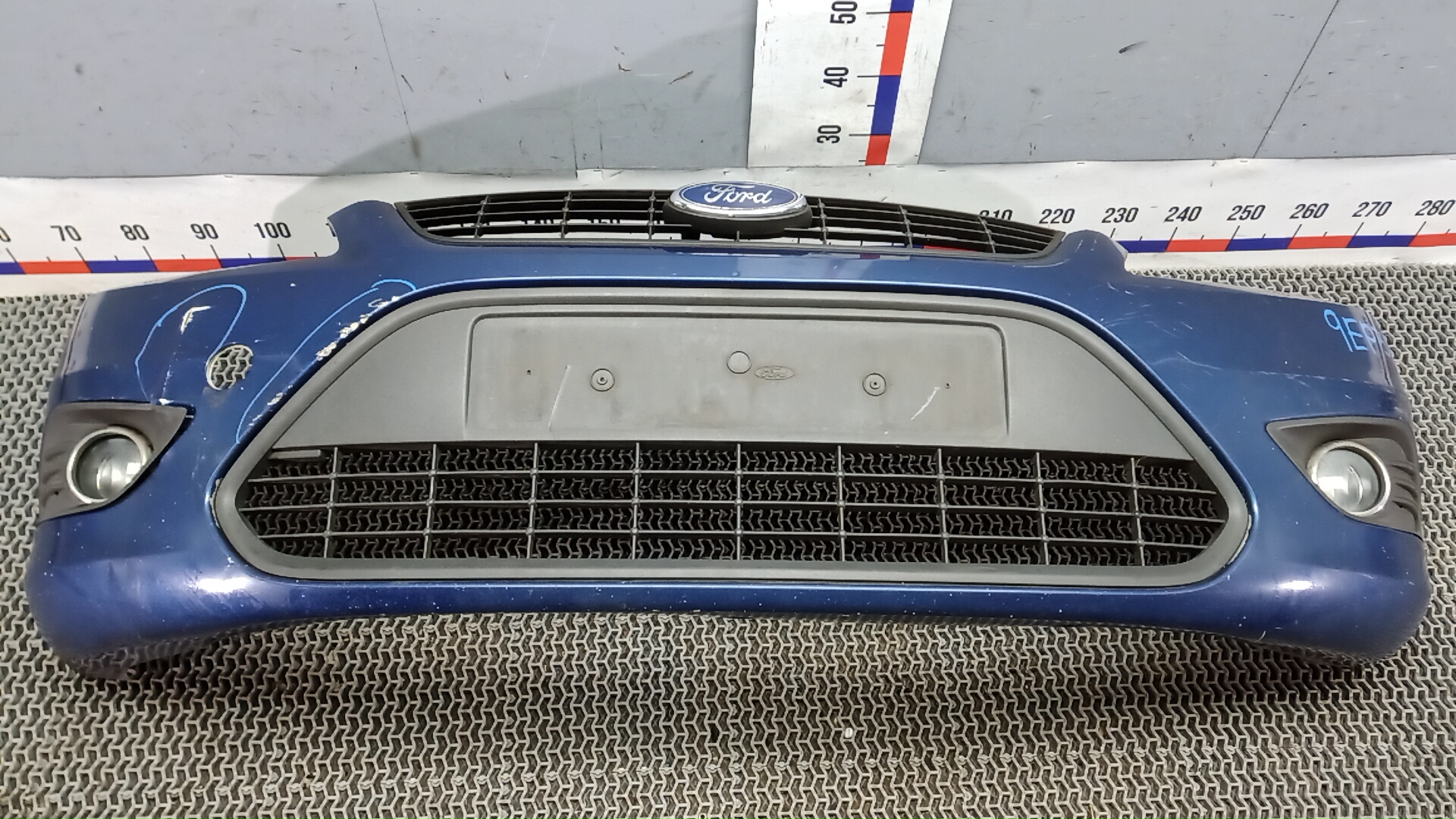Бампер передний Ford Focus 2