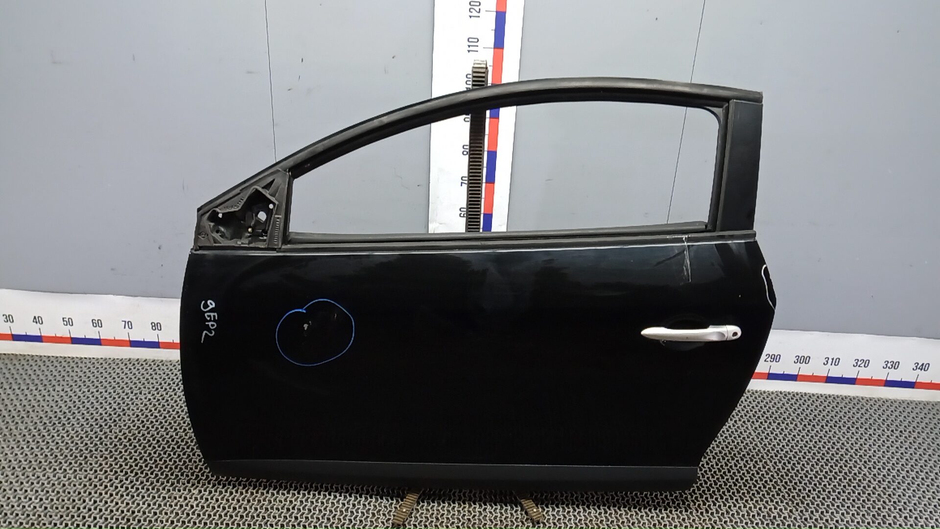 Дверь передняя левая Renault Megane 3