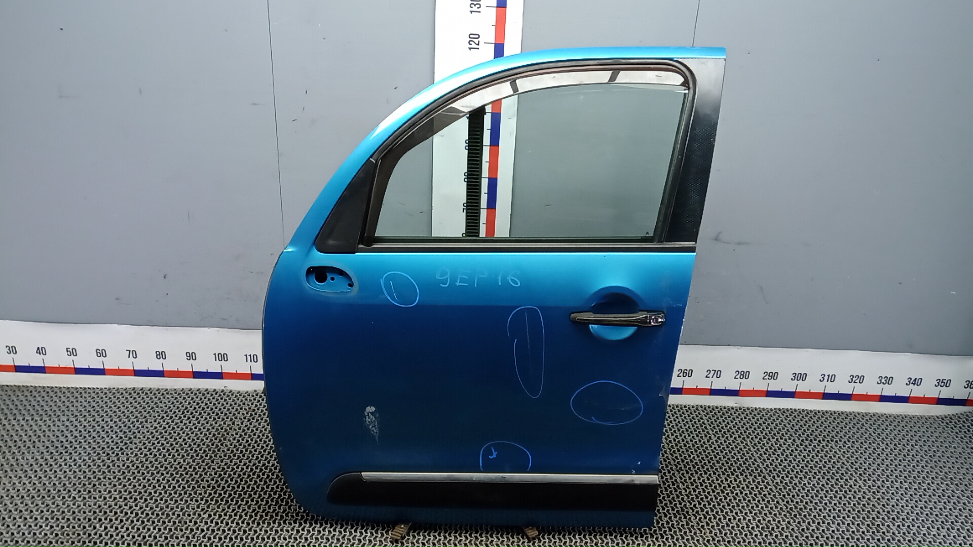 Дверь передняя левая Citroen C3 Picasso