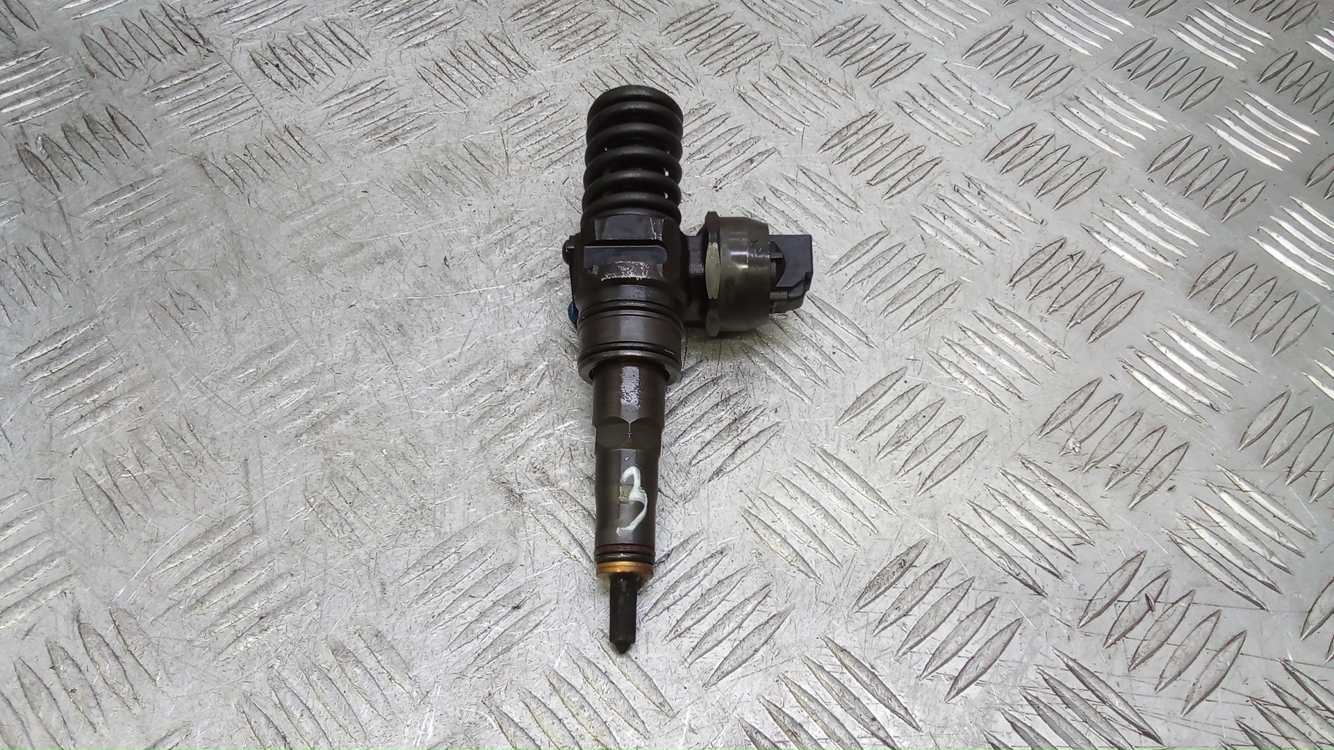 Форсунка дизельная Volkswagen Jetta 5