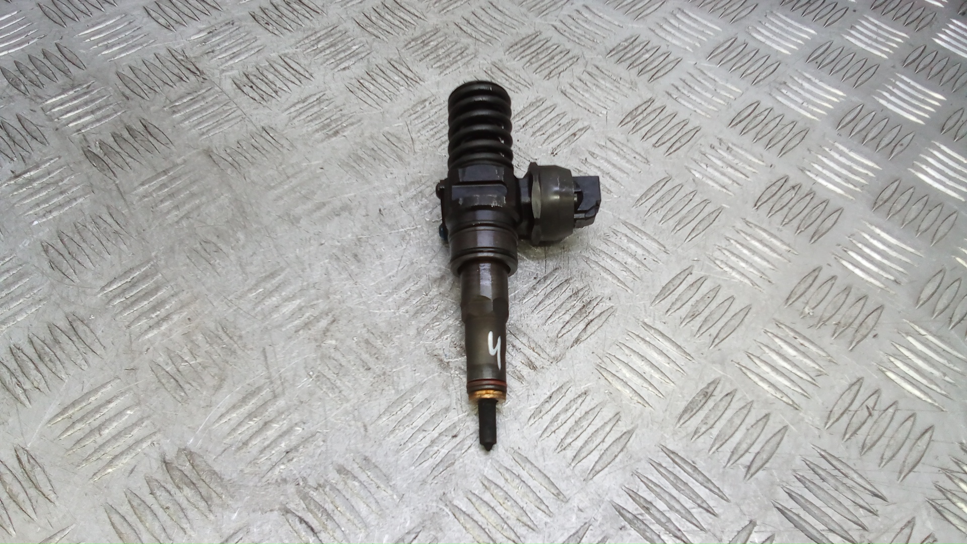 Форсунка дизельная Volkswagen Jetta 5