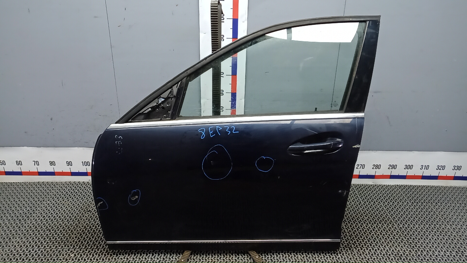 Дверь передняя левая Mercedes-Benz C-Class W204