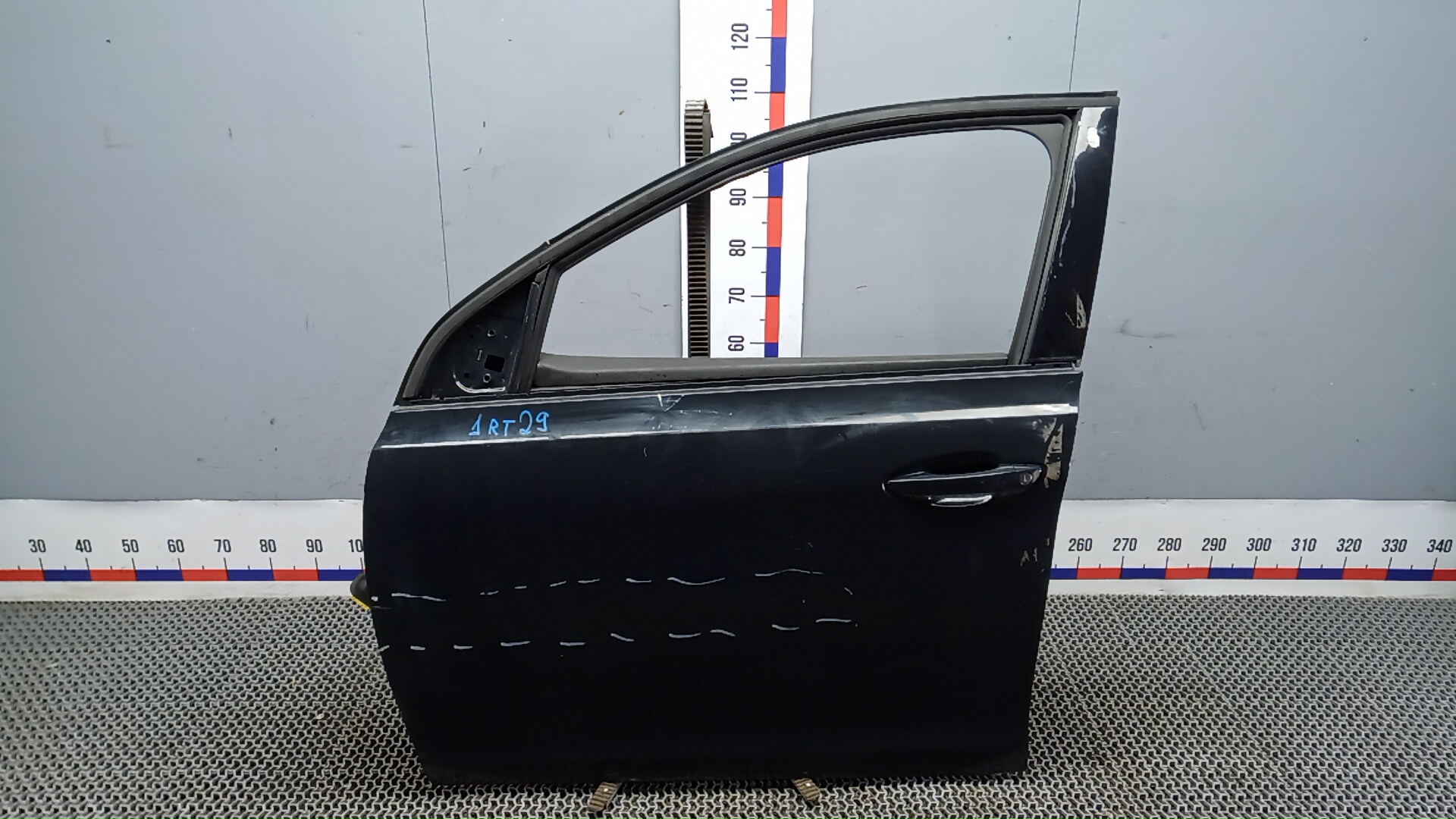 Дверь передняя левая Peugeot 308 2