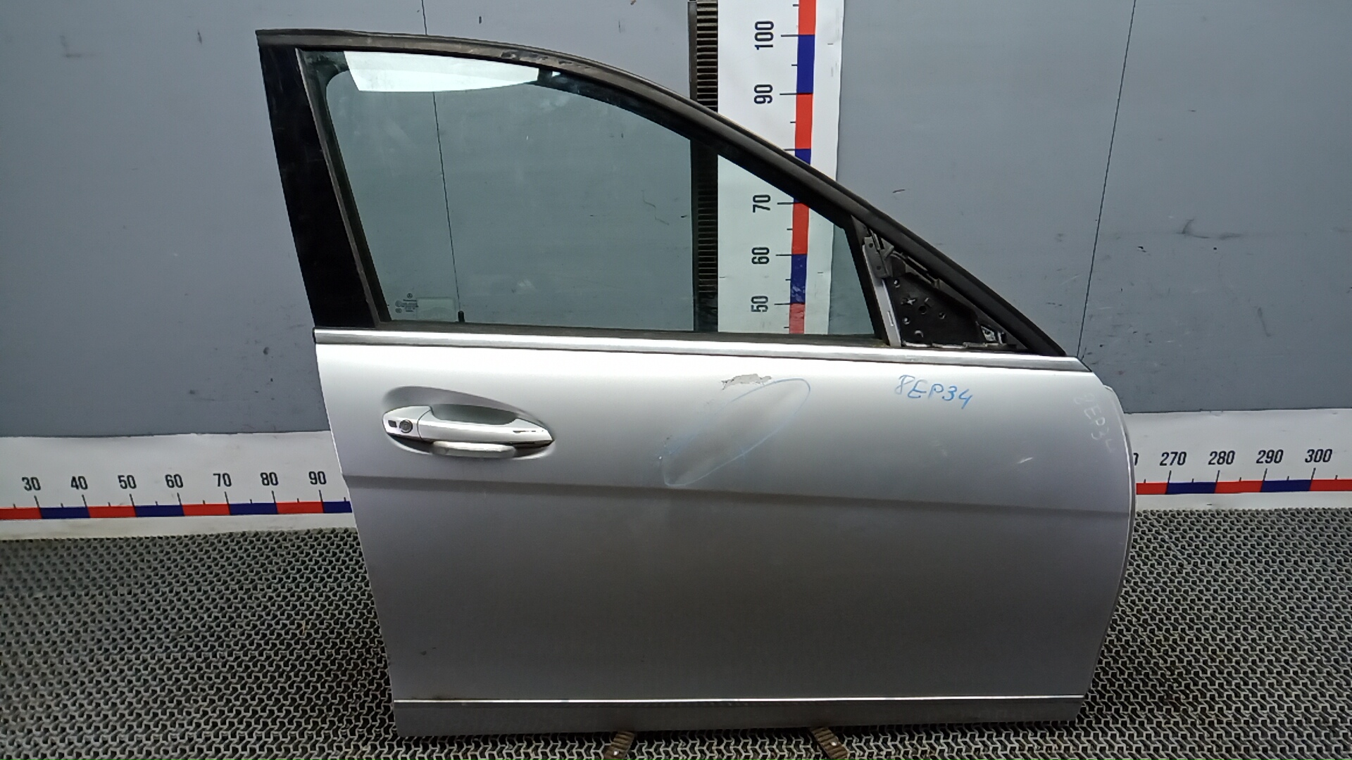 Дверь передняя правая Mercedes-Benz C-Class W204