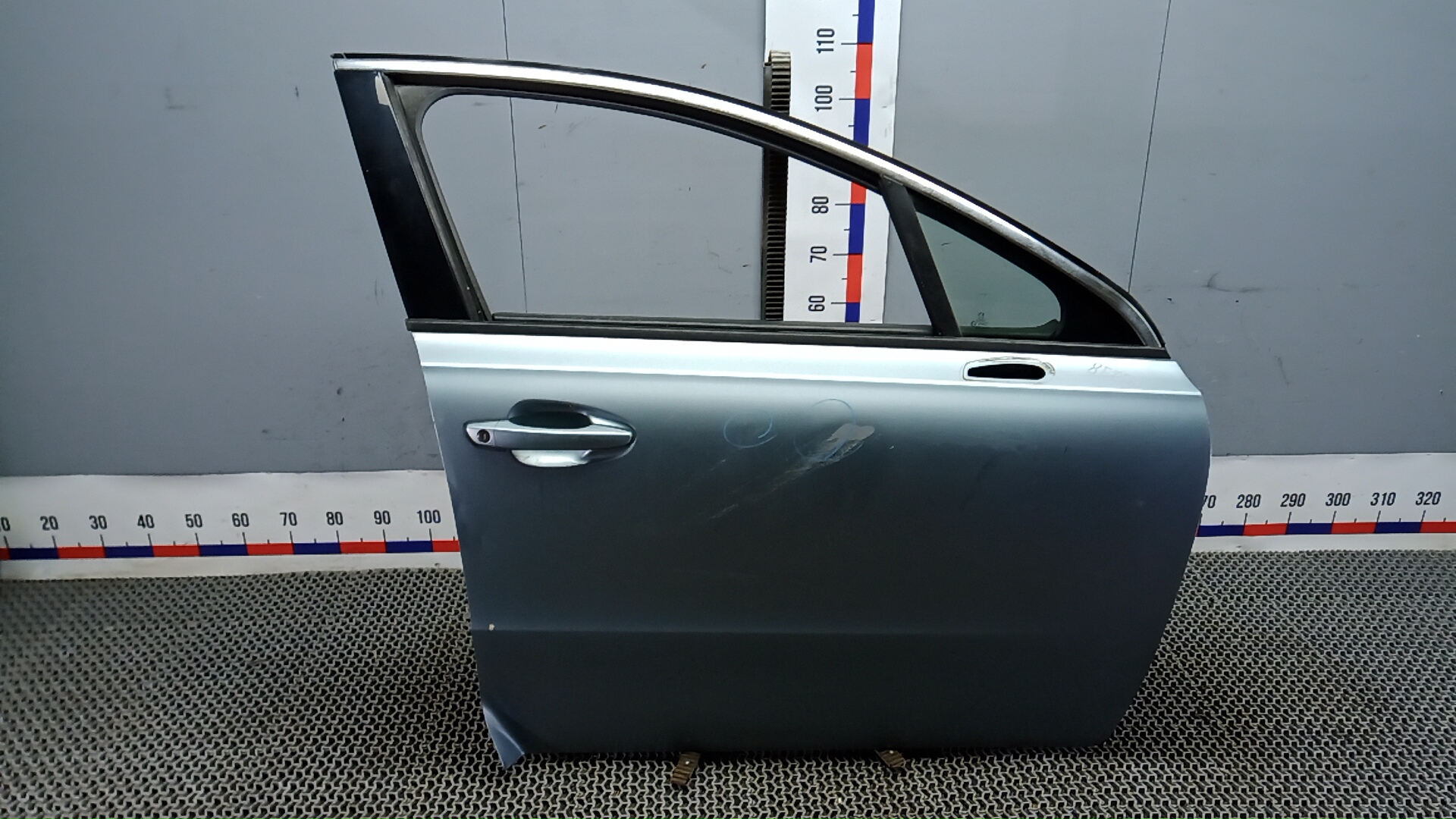 Дверь передняя правая Peugeot 508 1