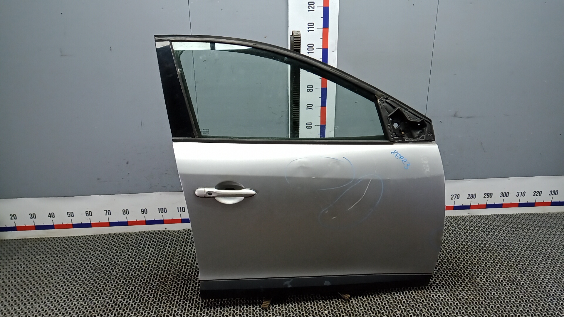 Дверь передняя правая Renault Megane 3