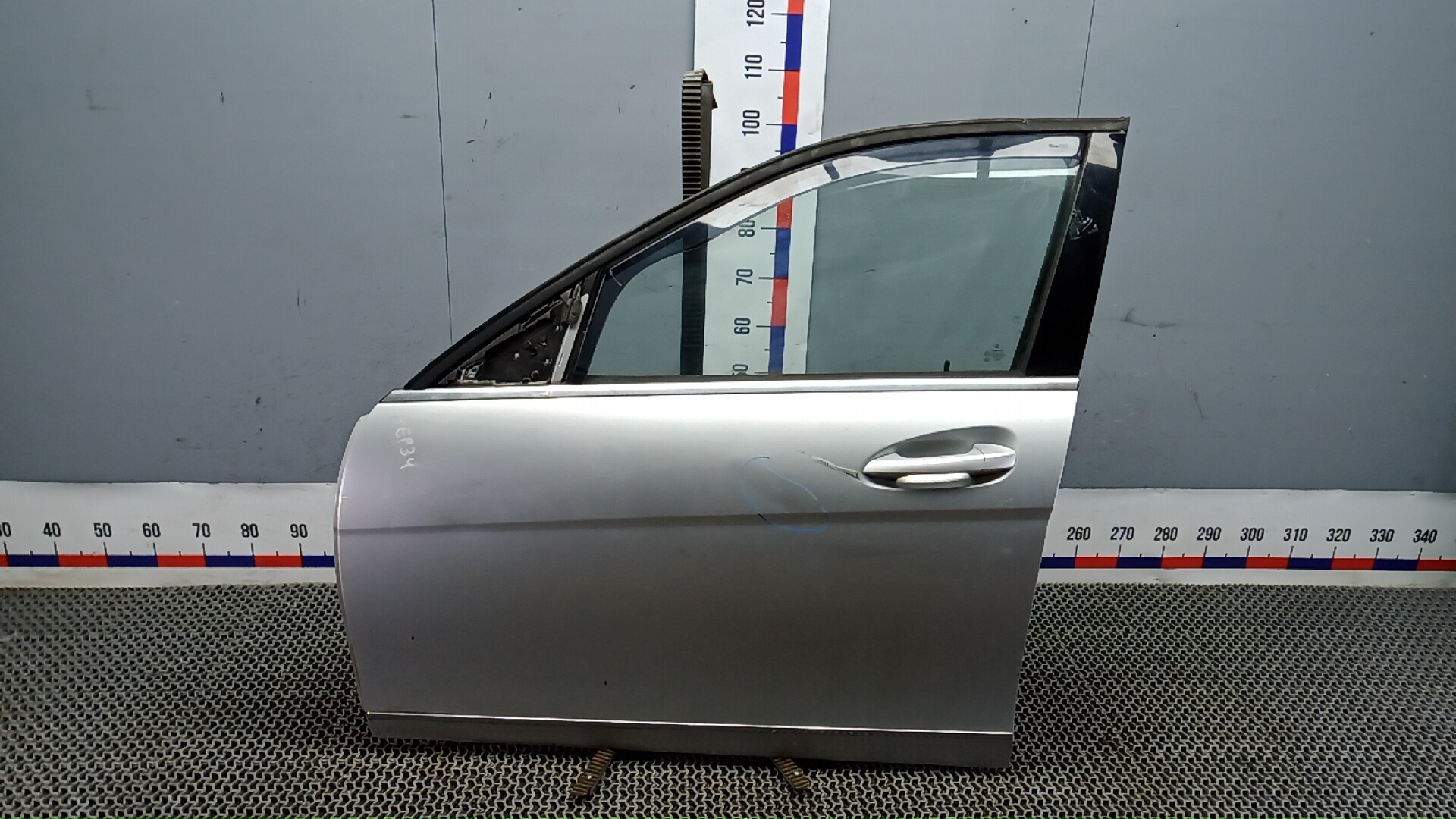 Дверь передняя левая Mercedes-Benz C-Class W204