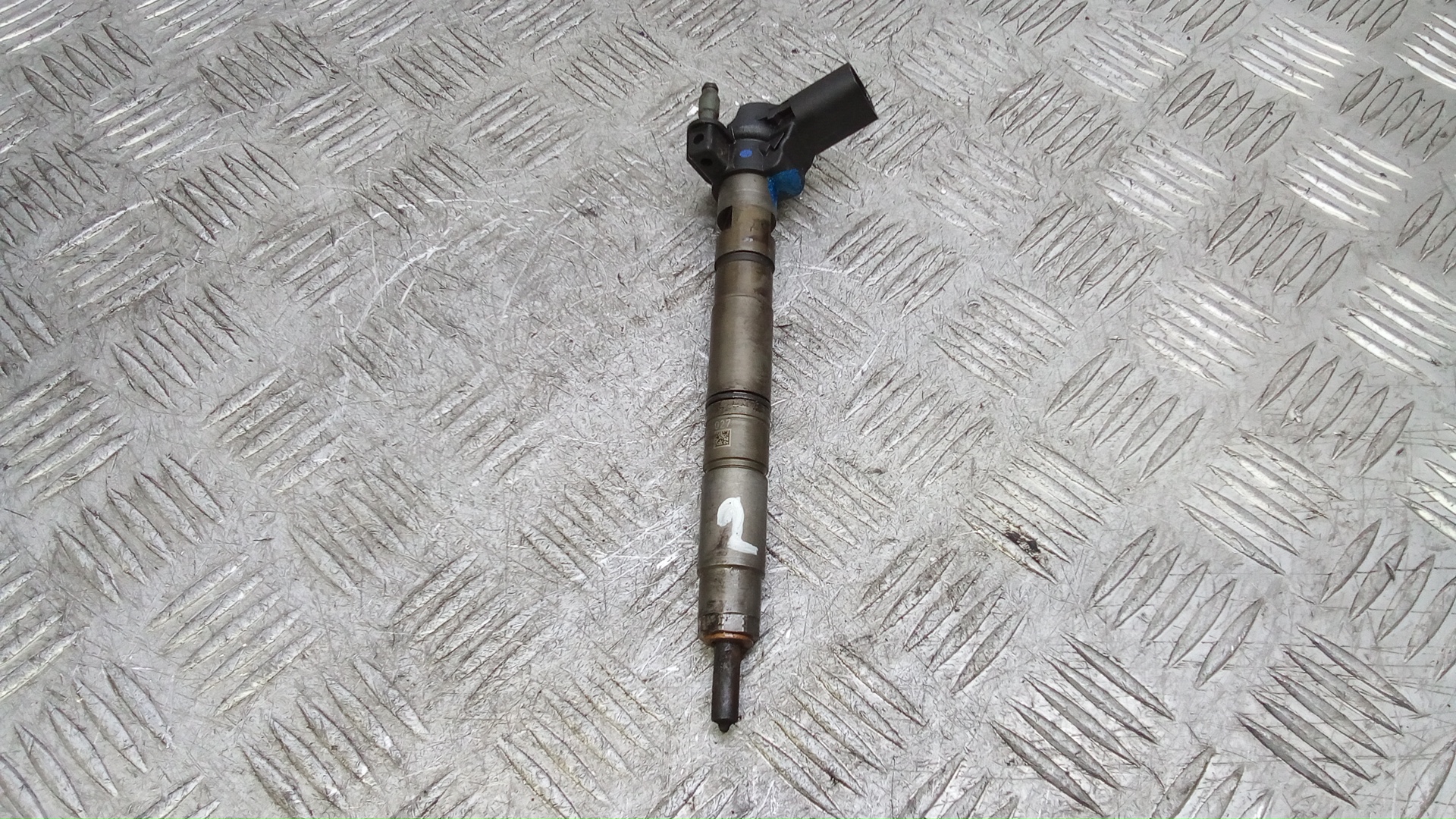 Форсунка дизельная Volkswagen Tiguan 1