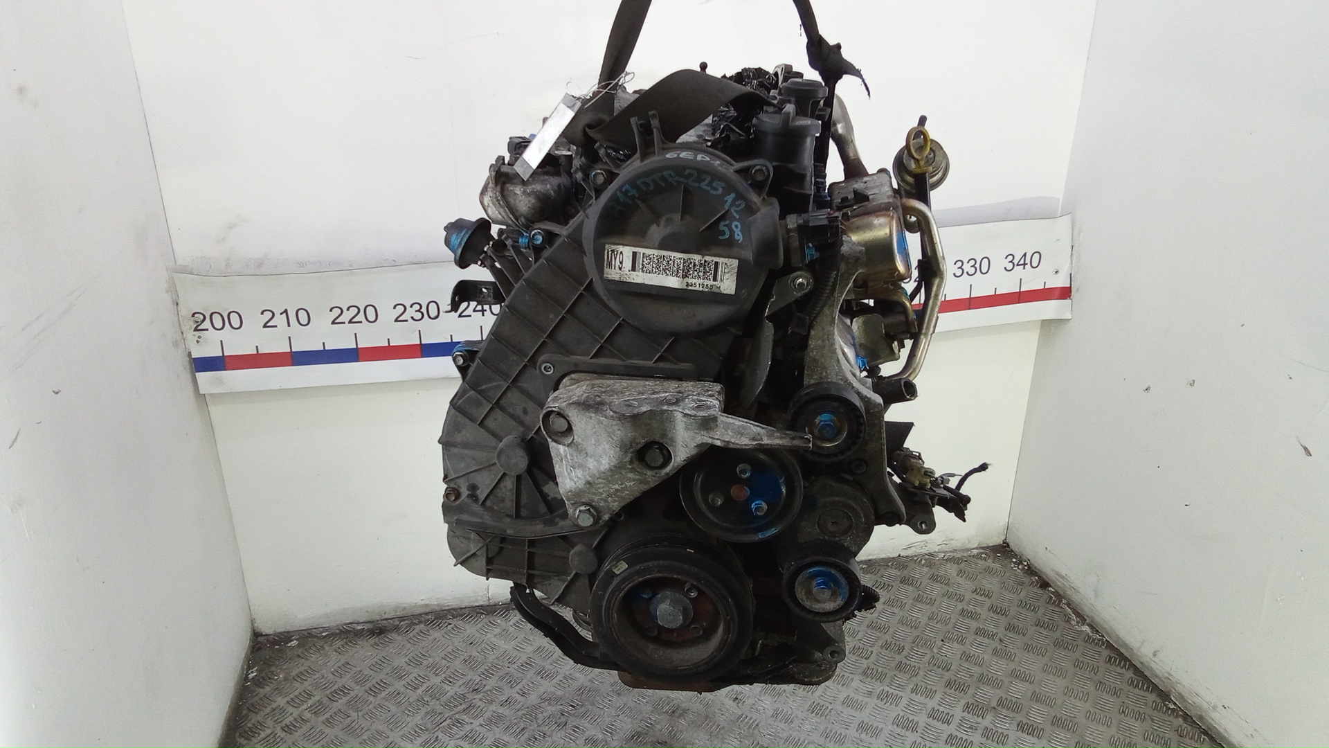 Двигатель дизельный Opel Astra J