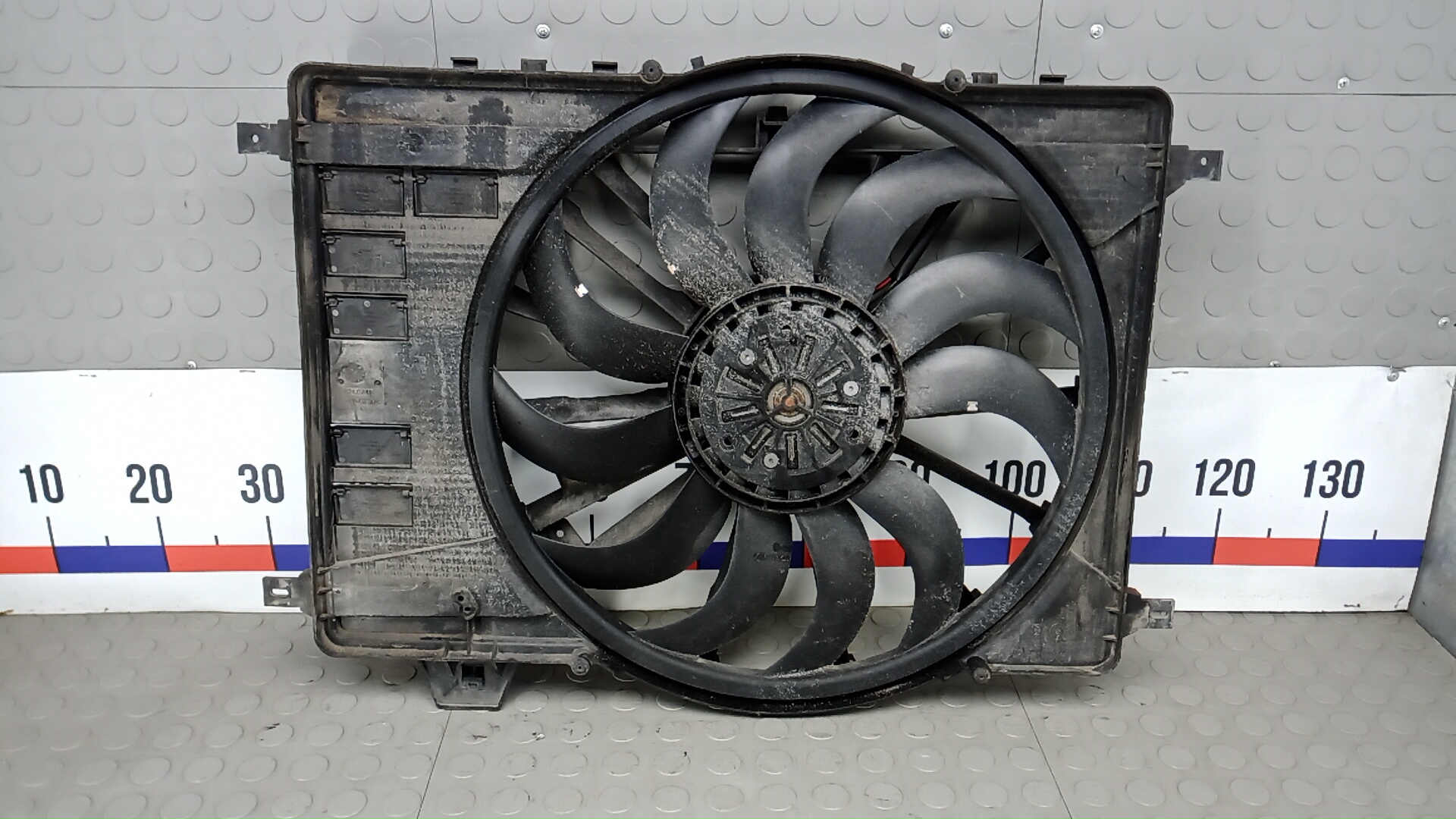 Вентилятор радиатора Land Rover EVOQUE 1