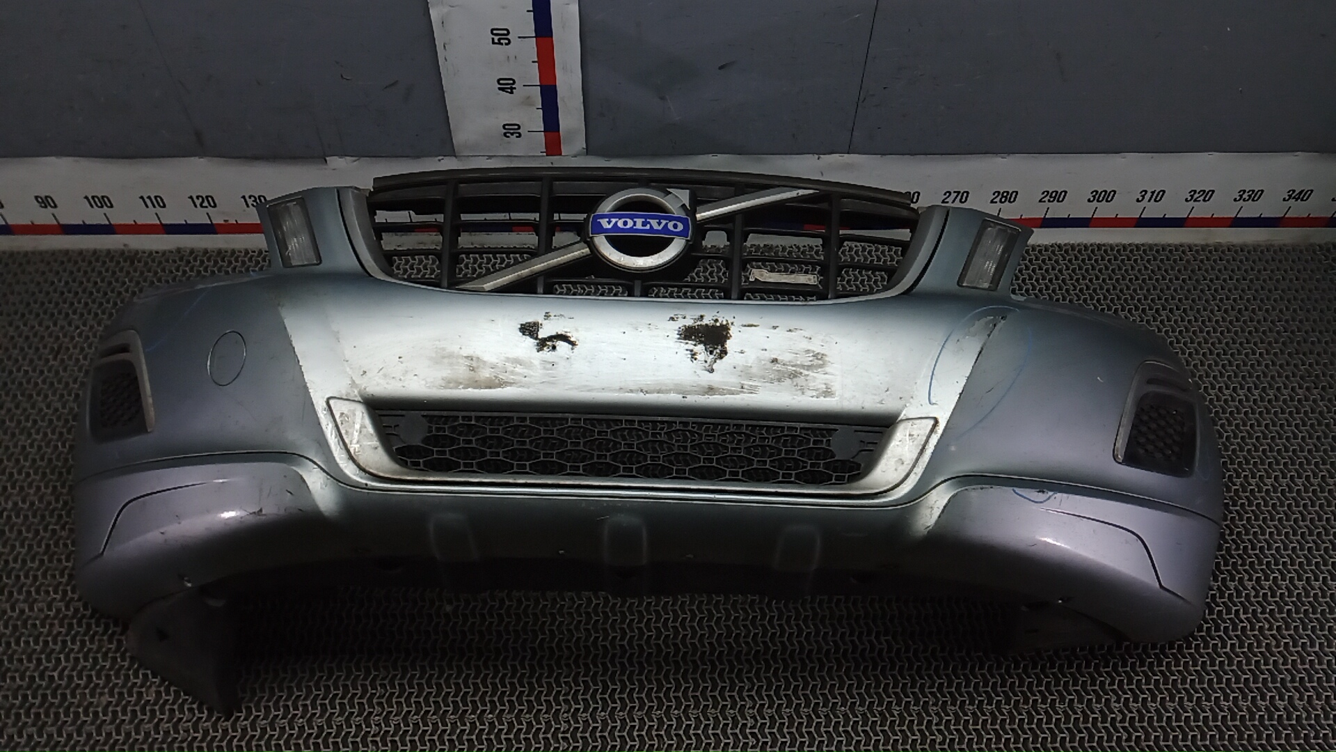 Бампер передний Volvo XC60 1
