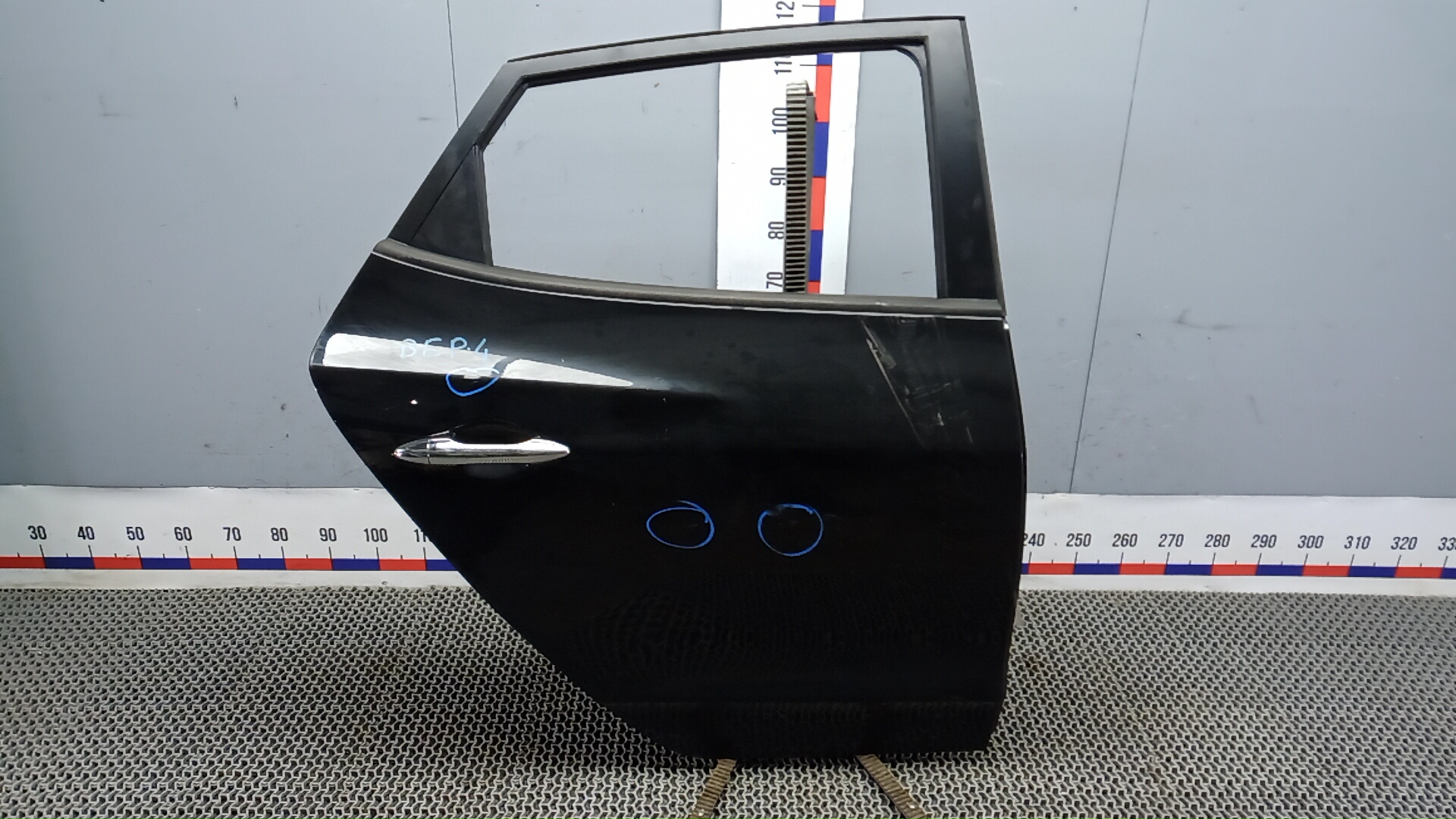 Дверь задняя правая Hyundai ix35 1