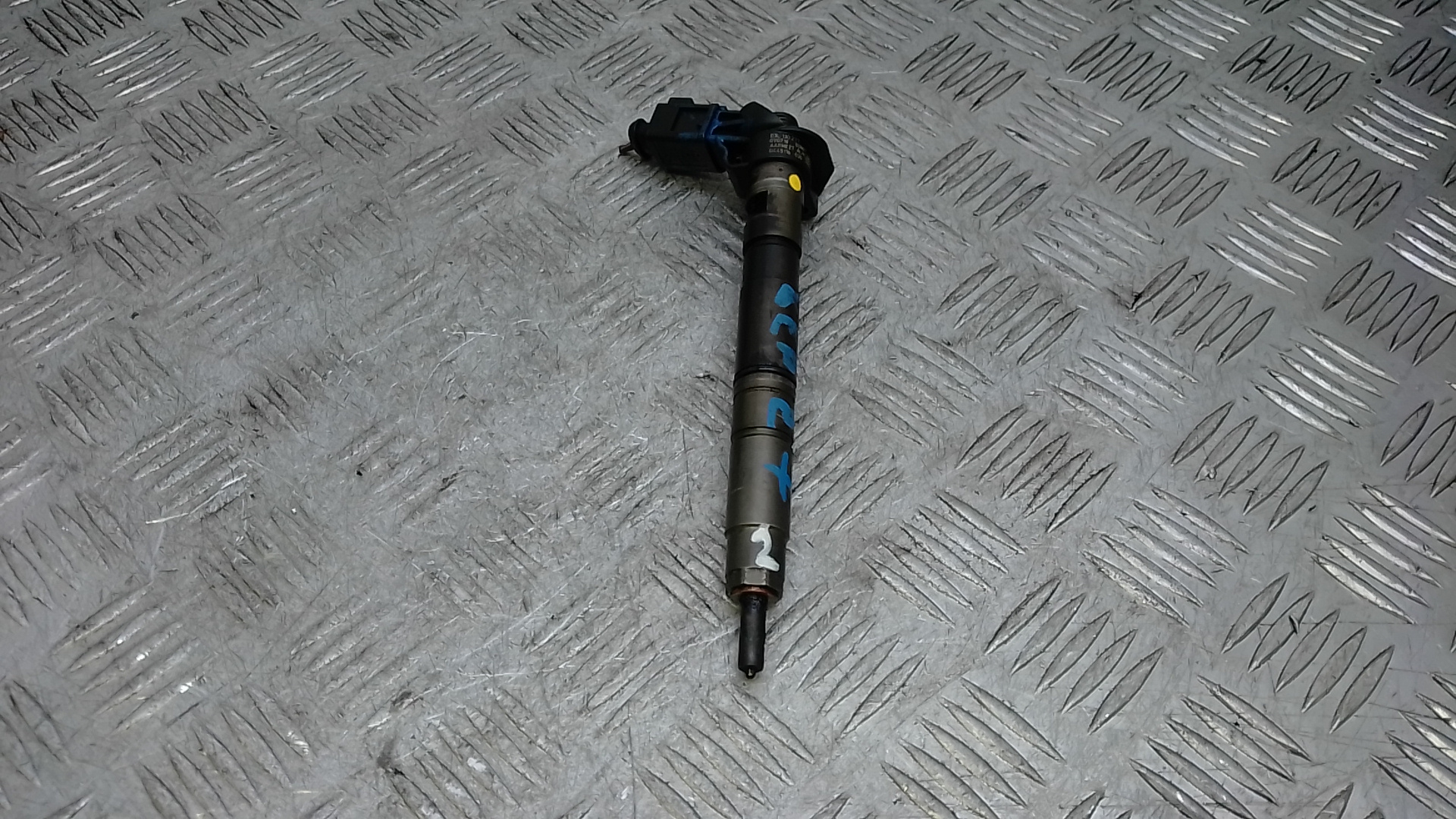 Форсунка дизельная Volkswagen Passat B6
