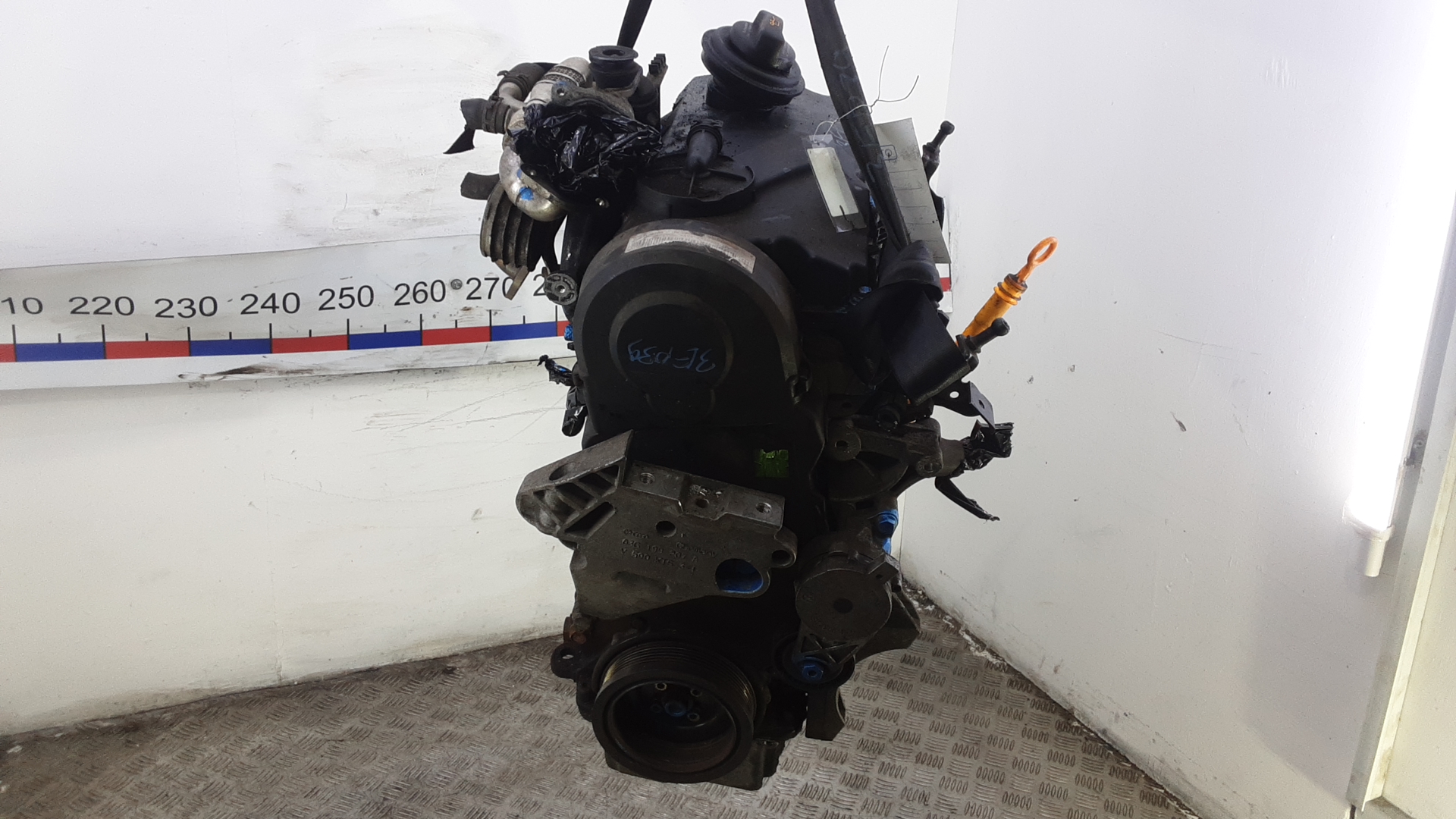 Двигатель дизельный Volkswagen Touran (1T1, 1T2)