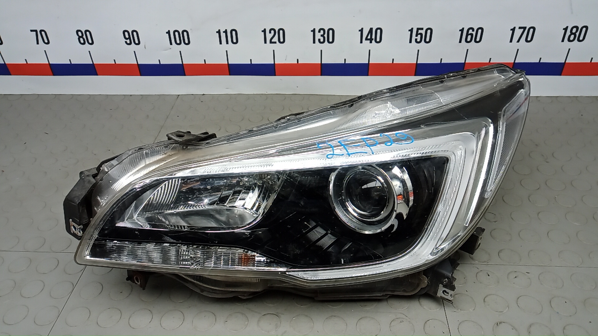 Фара левая Subaru Outback 5