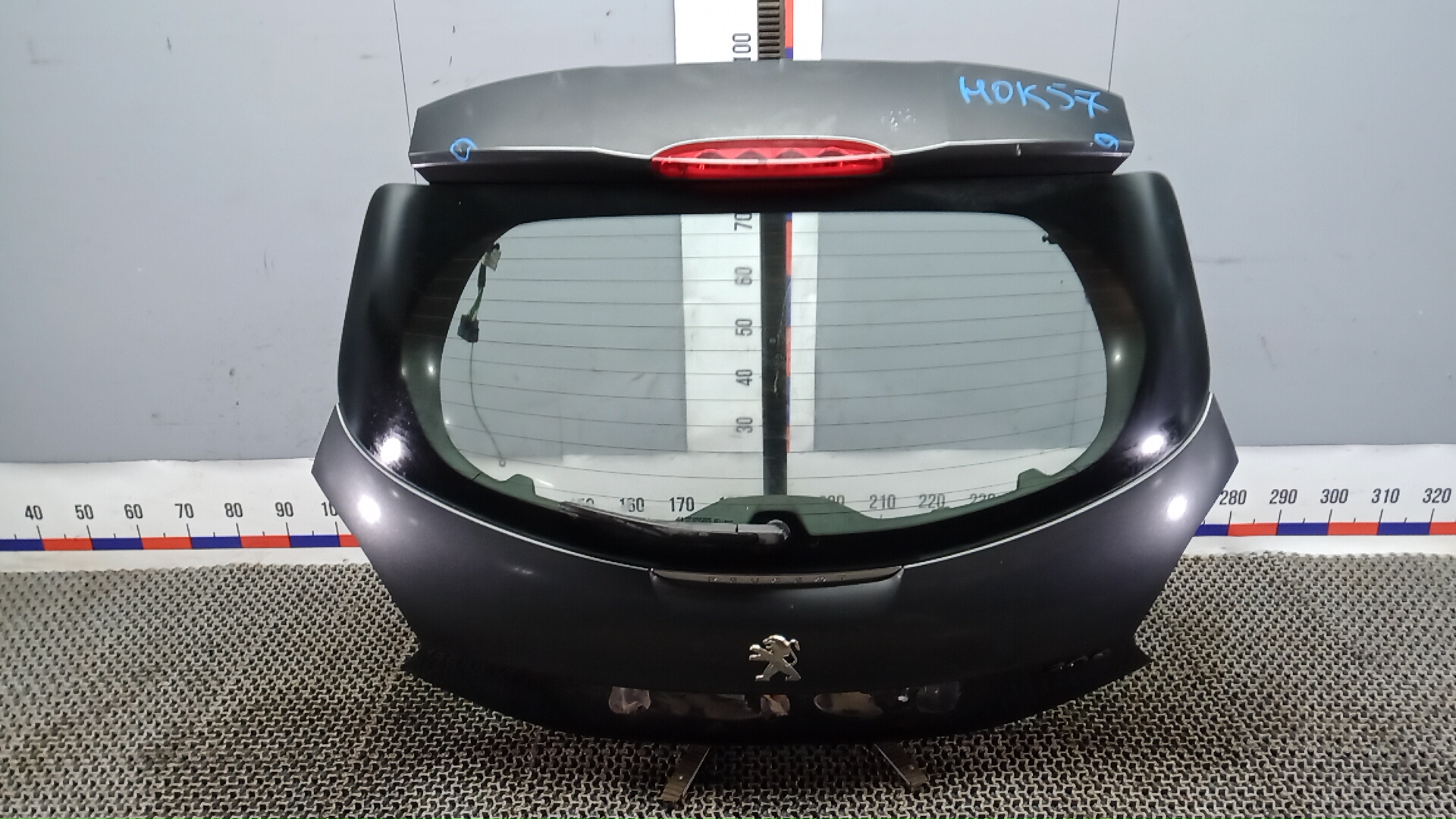 Дверь 3-5 Peugeot 208 1