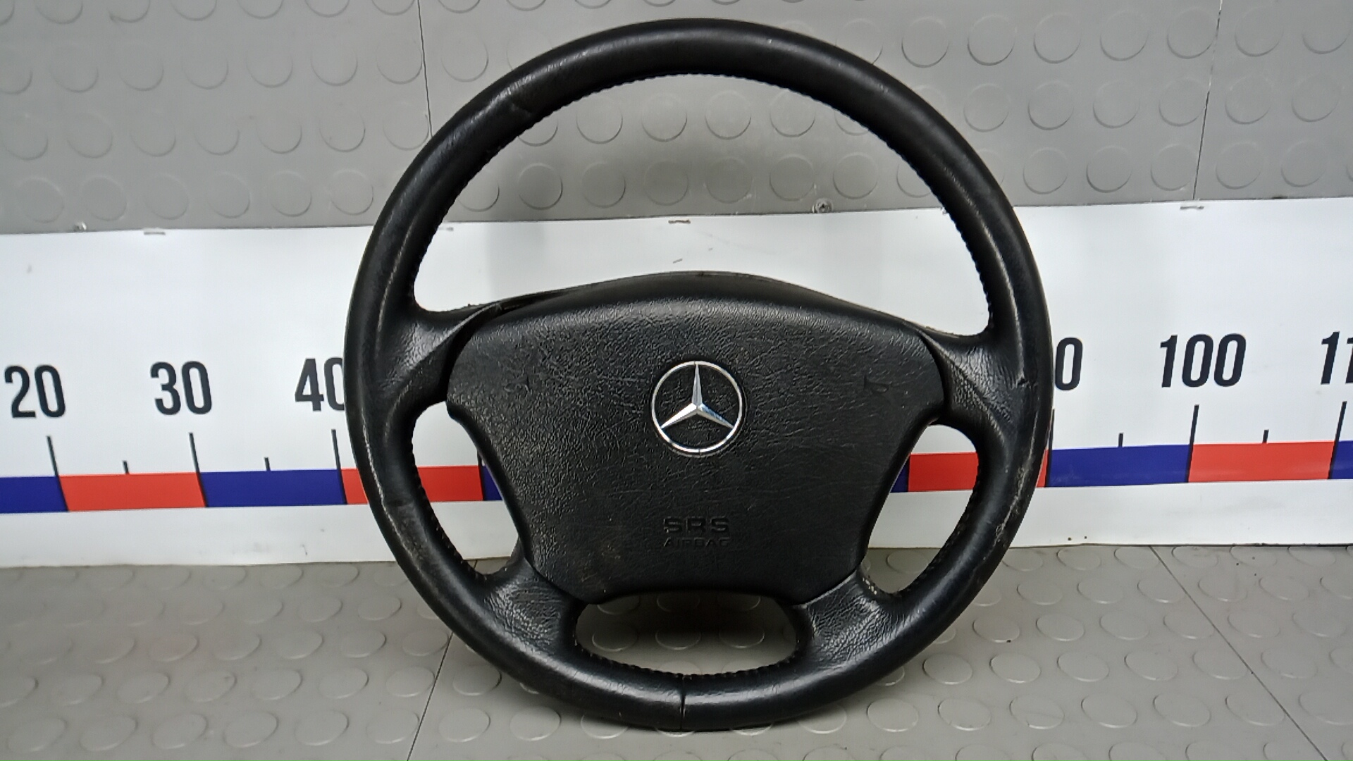 Руль Mercedes-Benz C-Class W204