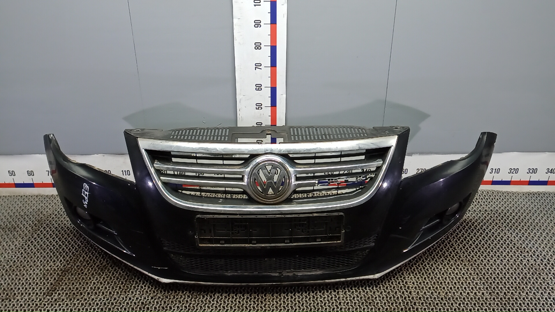Бампер передний Volkswagen Tiguan 1