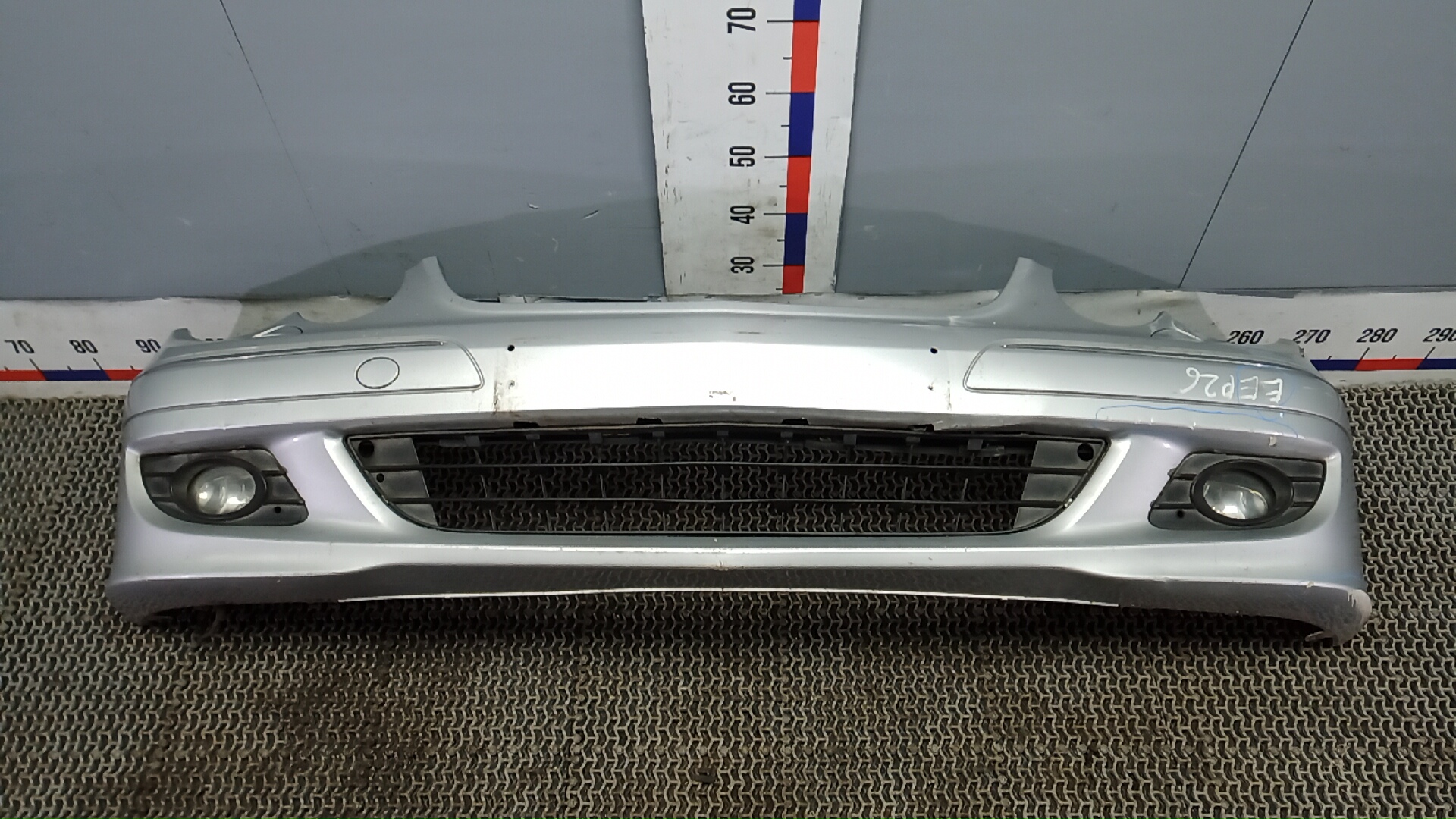 Бампер передний Mercedes-Benz CLK C209