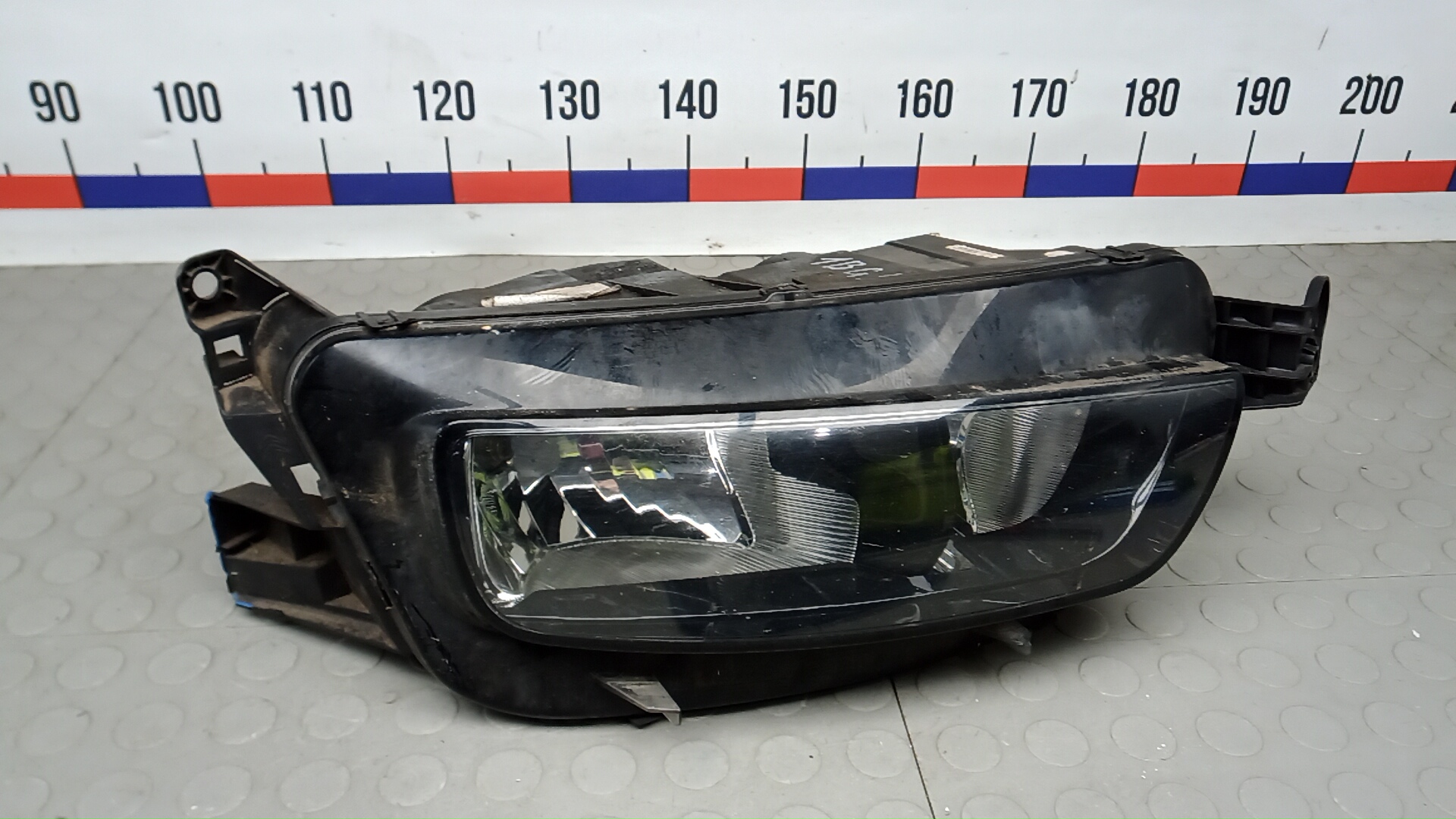 Фара правая Citroen C4 Picasso 2