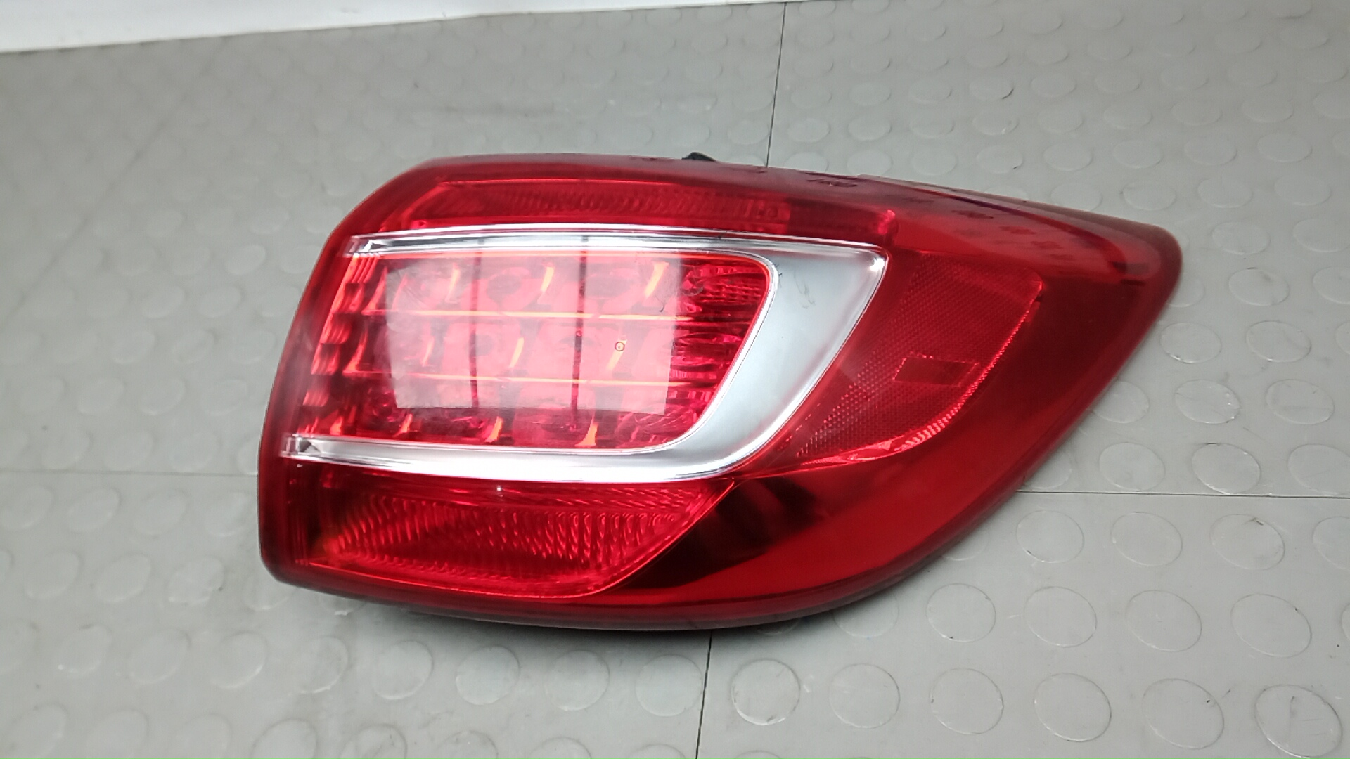 Фонарь задний правый Kia Sportage 3