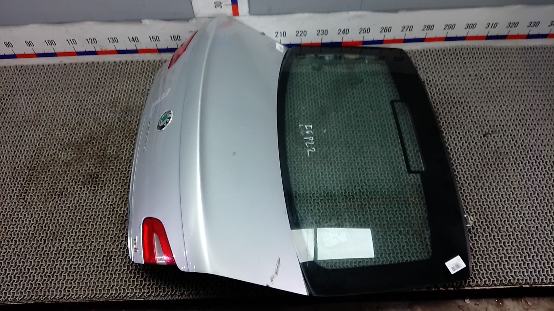 Дверь 3-5 Skoda Superb 2