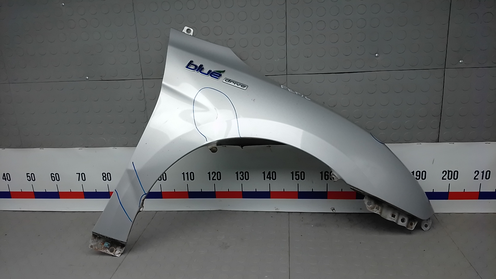Крыло переднее правое Hyundai i40