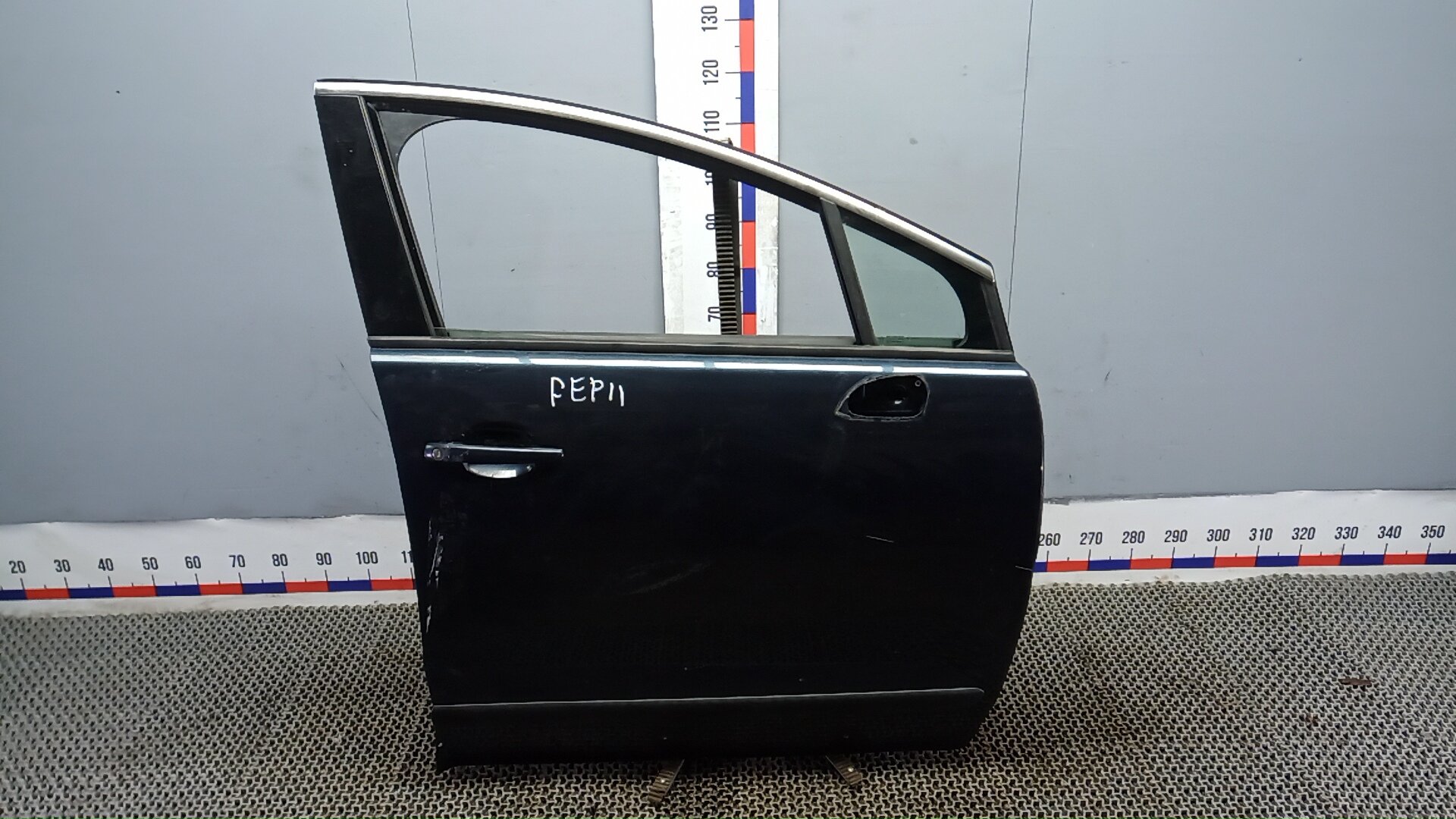 Дверь передняя правая Peugeot 3008 1